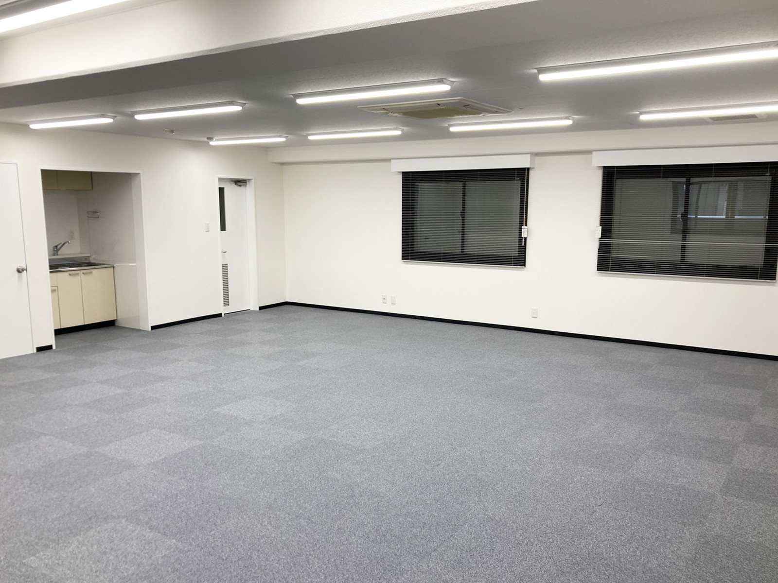 別角度の様子