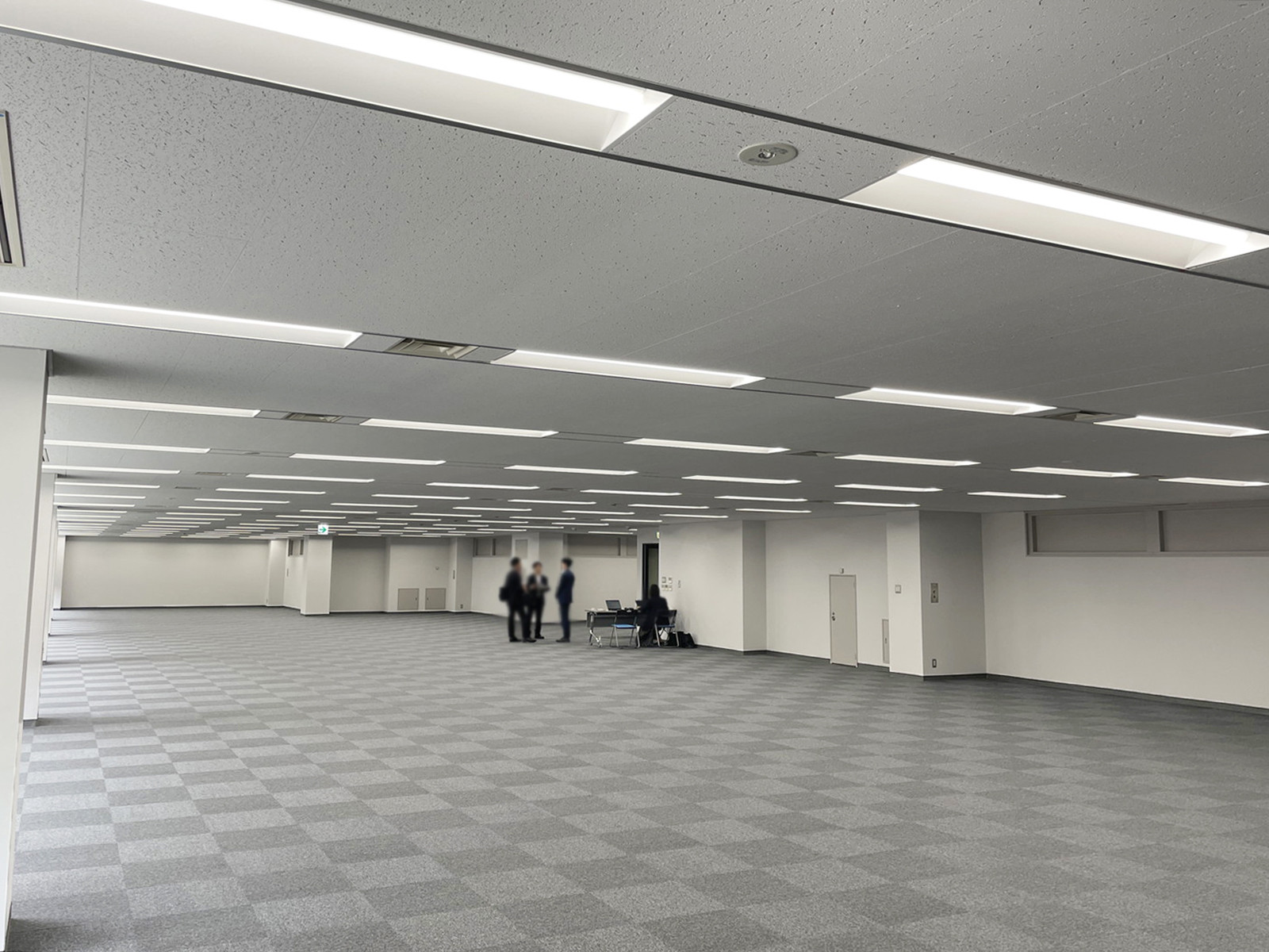 オフィス室内参考画像（4階・約168坪）