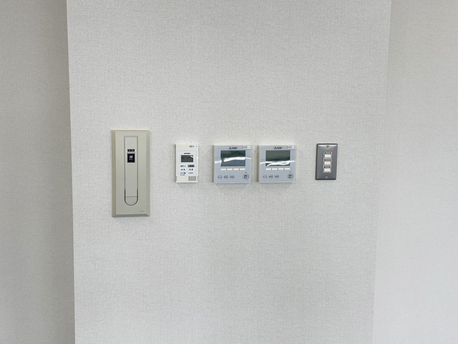 スイッチ類