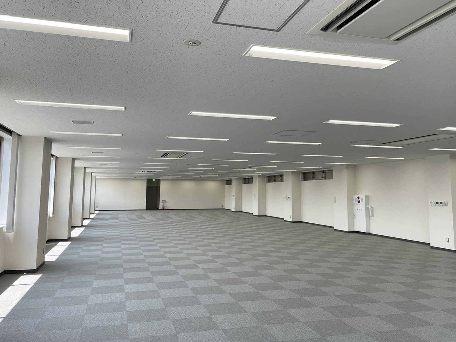オフィス室内参考画像（5階・約135坪）
