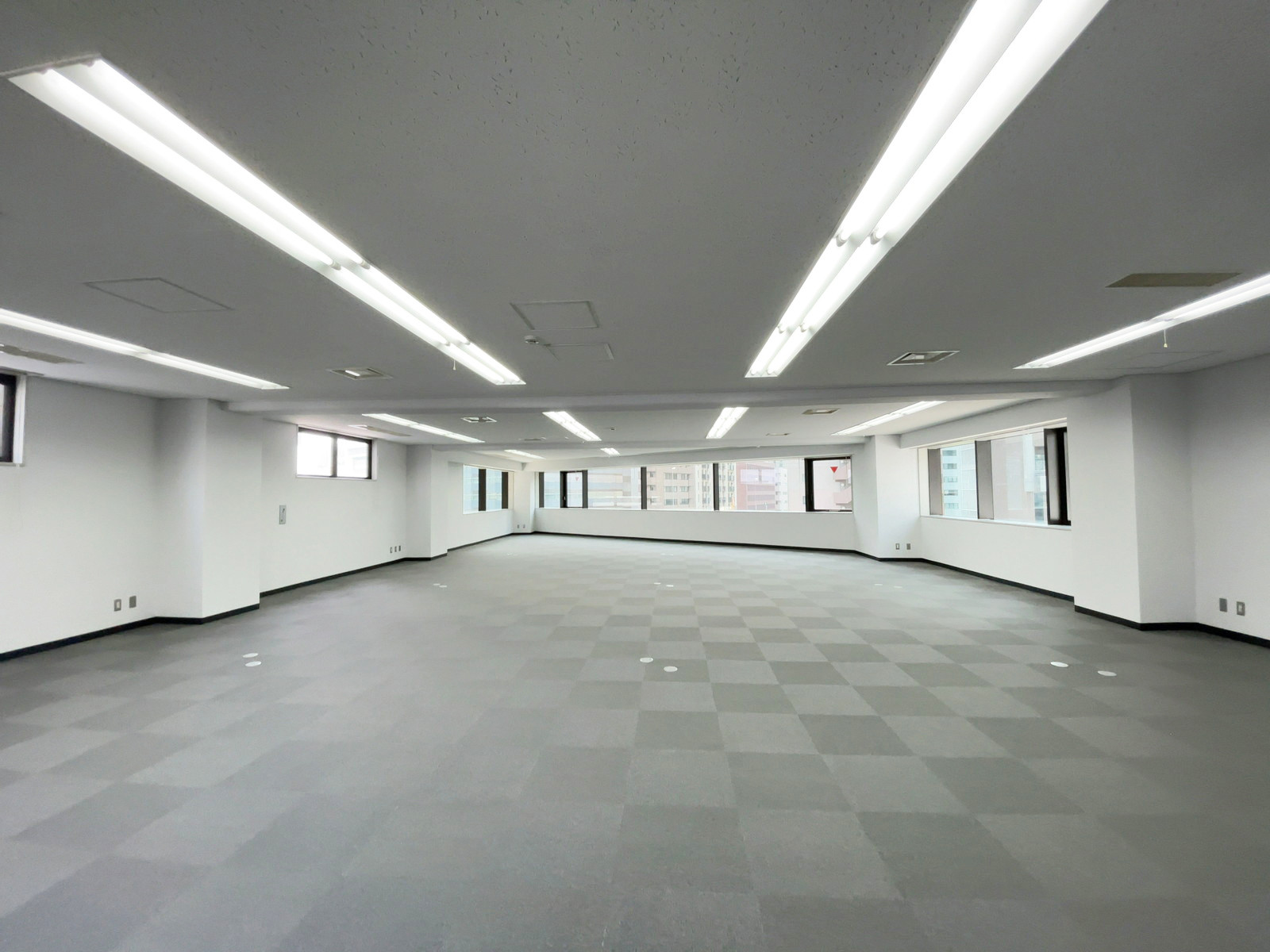 オフィス室内参考画像(6階・約56坪)