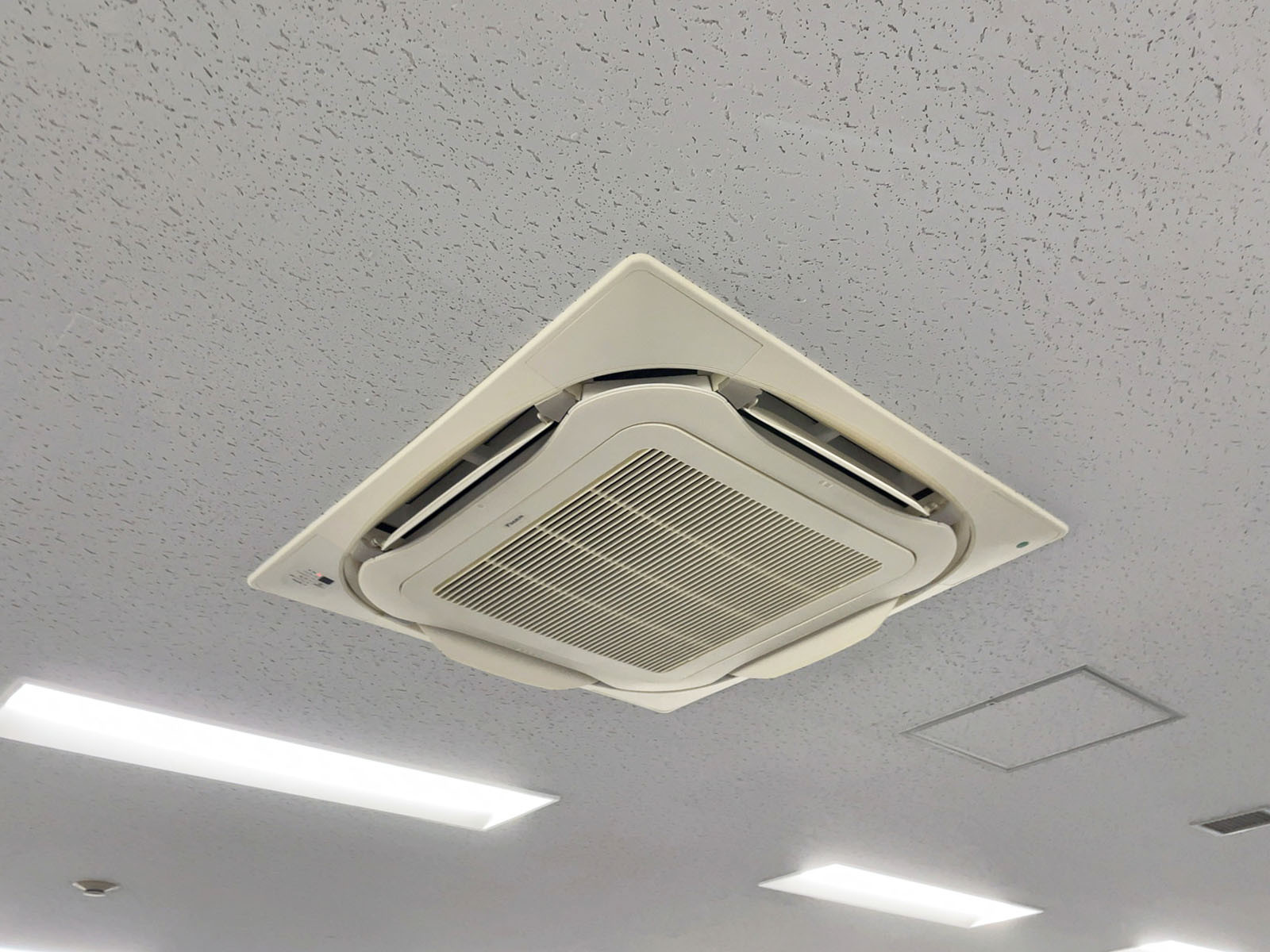 空調