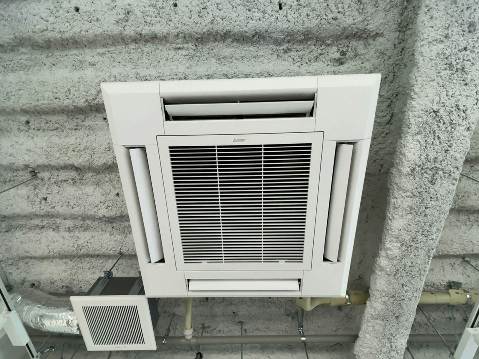 空調