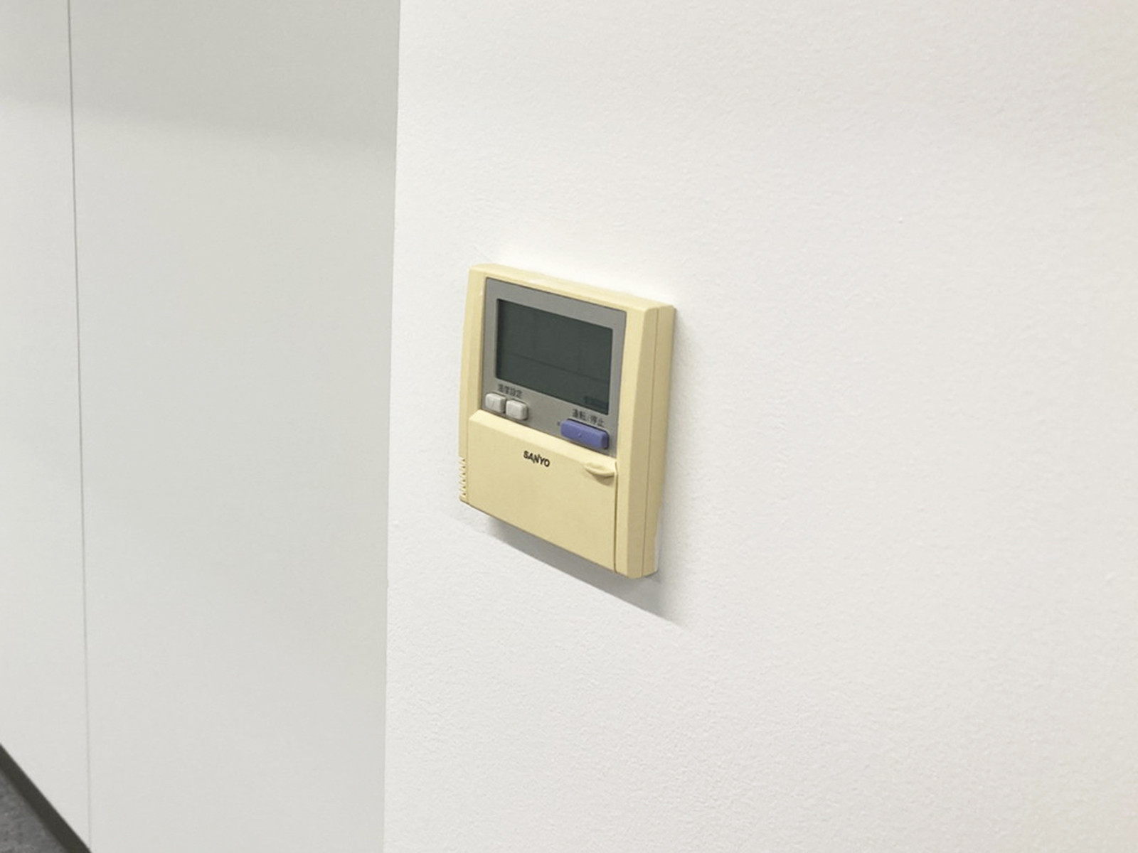 空調のスイッチ