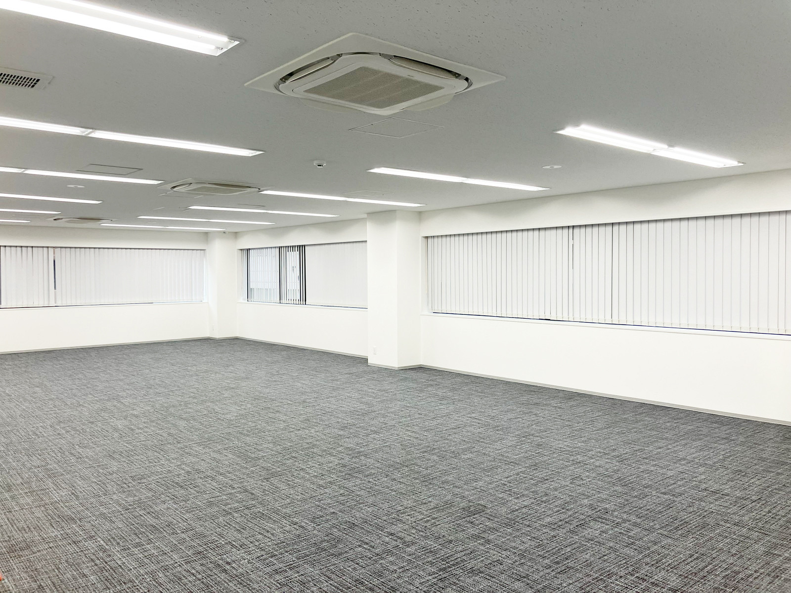 オフィス室内参考画像(約46坪)