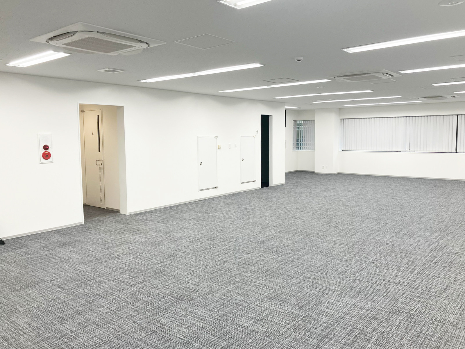 別角度の様子