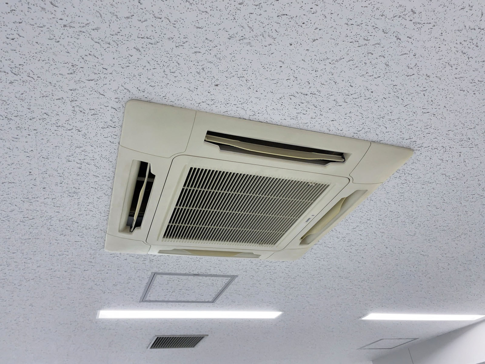 空調