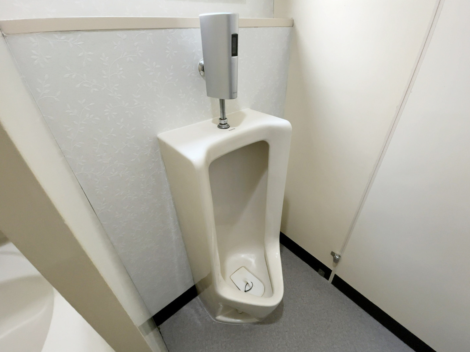 男性用トイレ