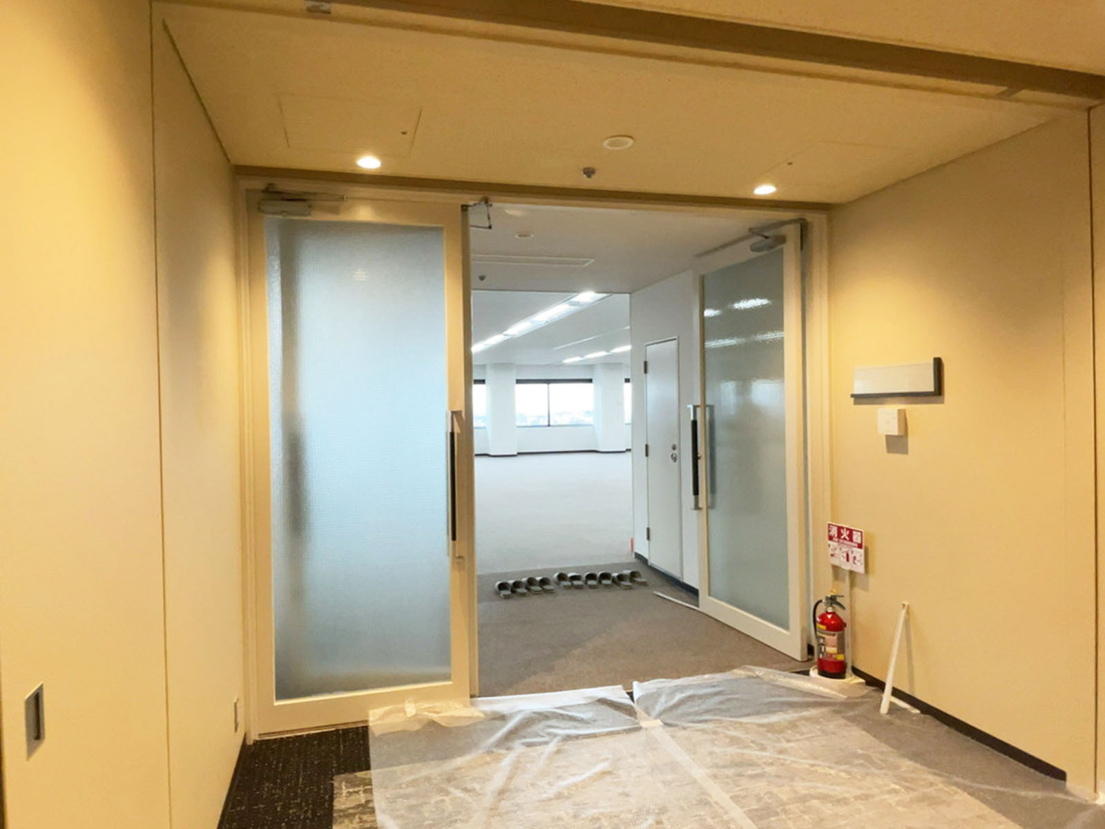貸室出入口