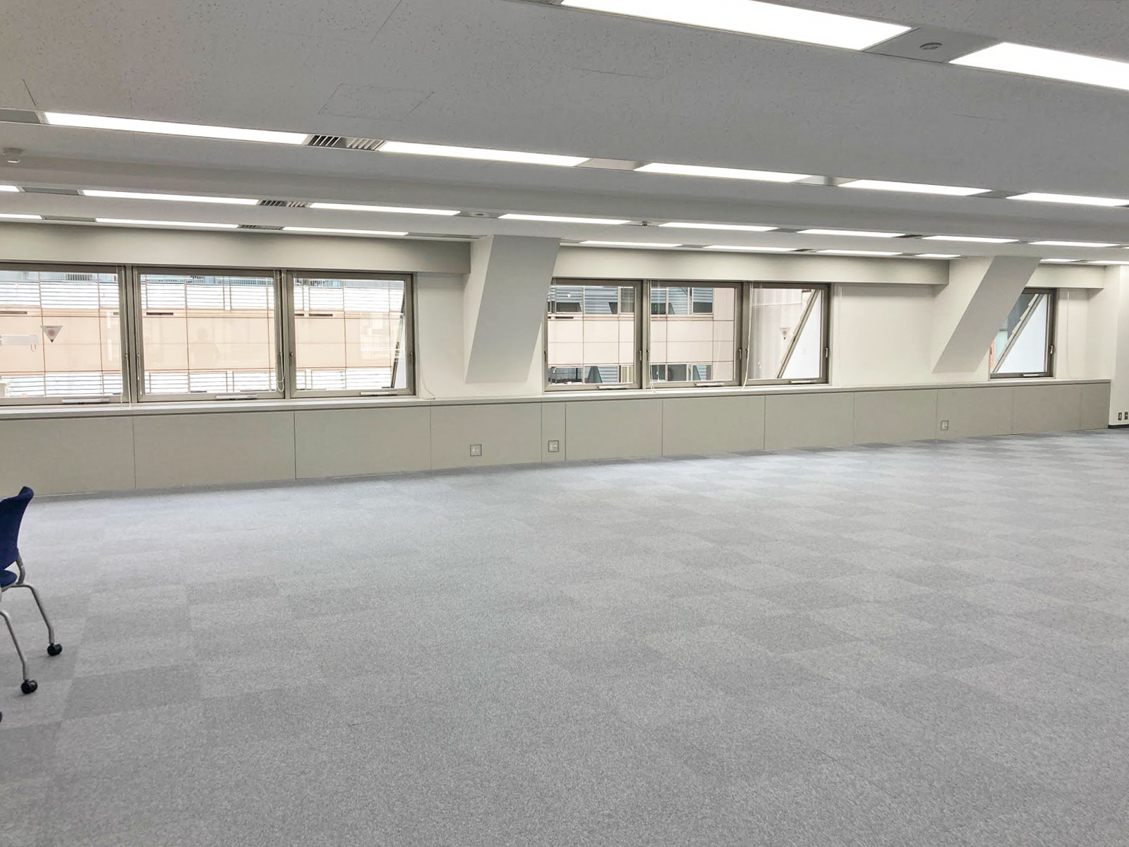 オフィス室内参考画像（8階・約88坪）
