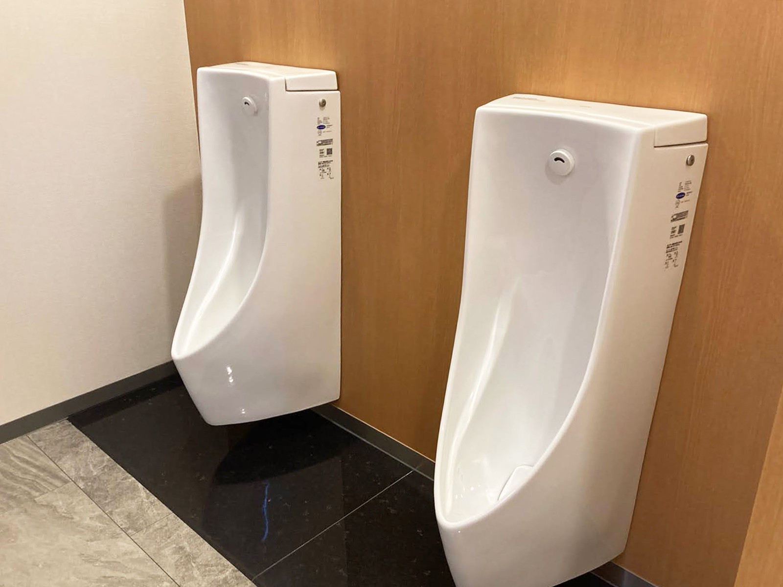 男性用トイレ