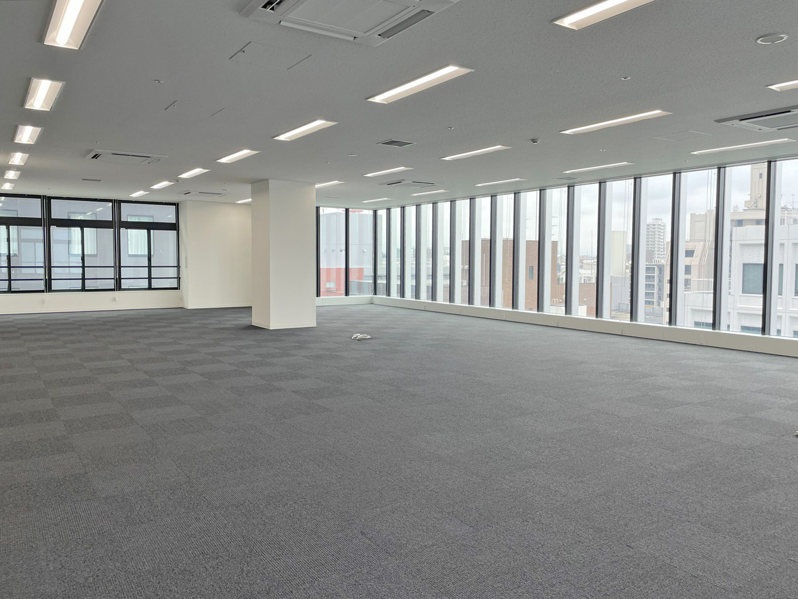 オフィス室内参考画像（約179坪）