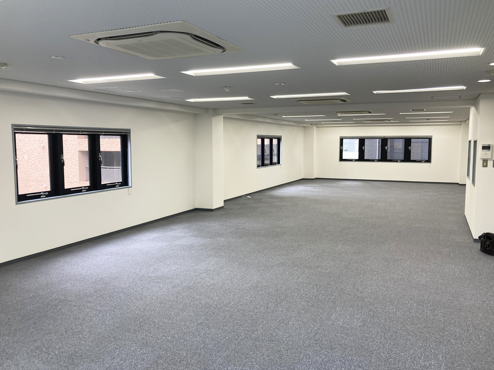 オフィス室内参考画像（6階・約43坪）