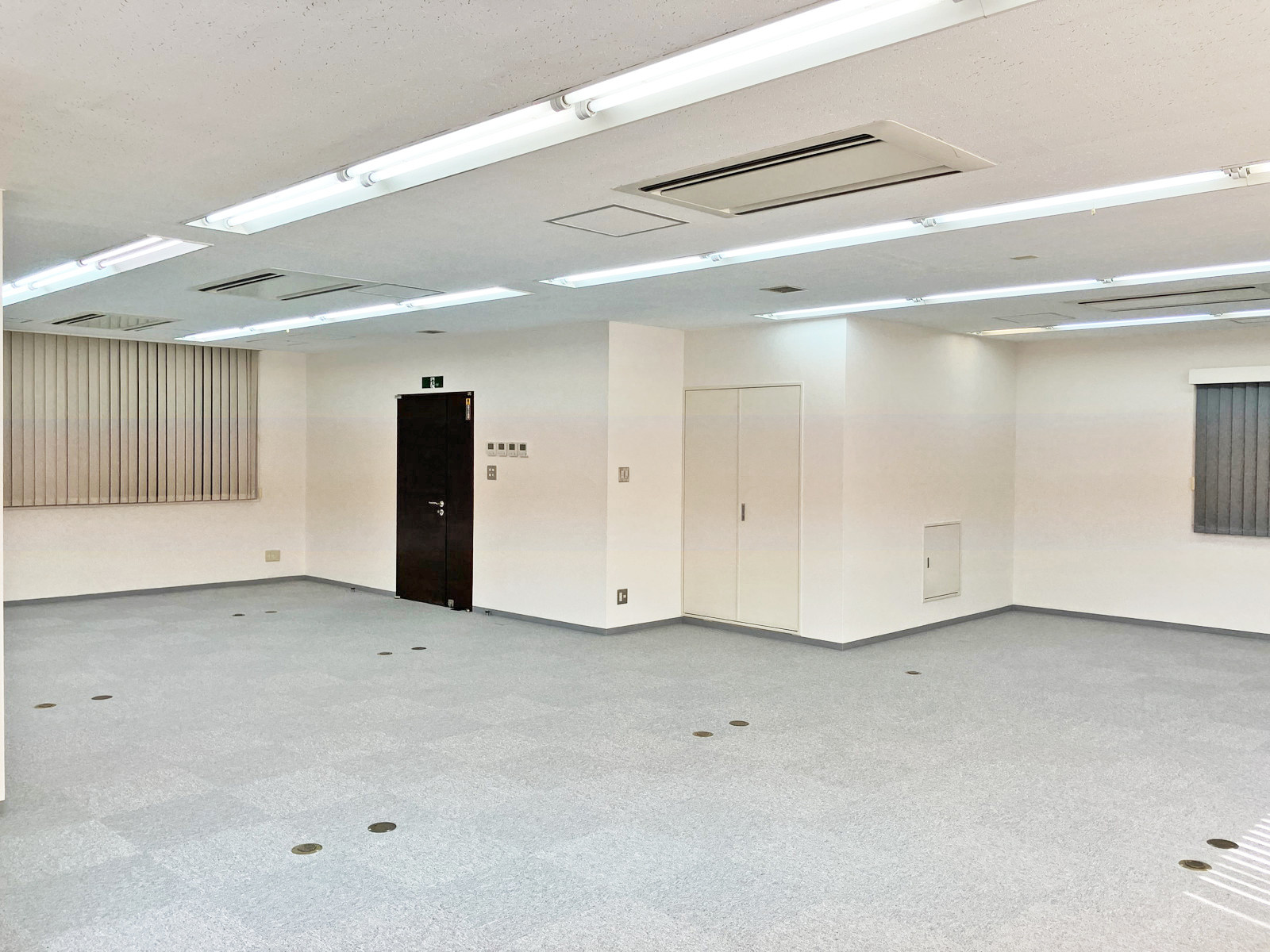 別角度の様子