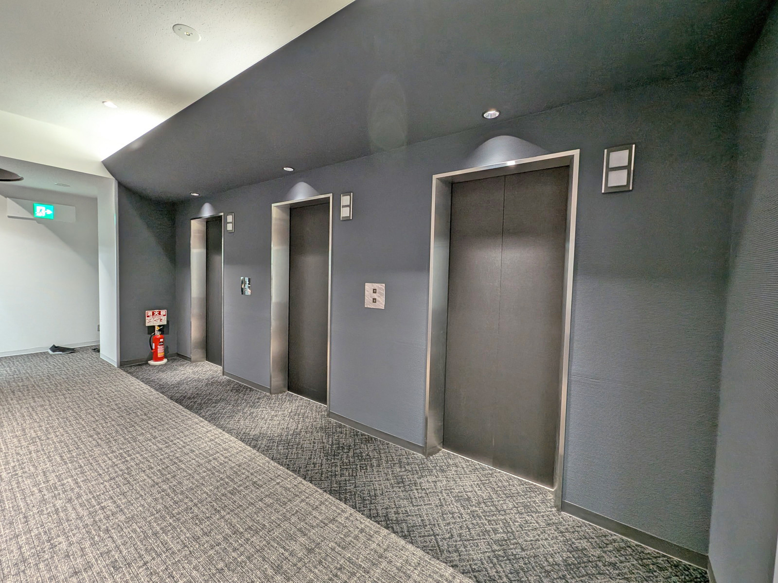 エレベーターホール