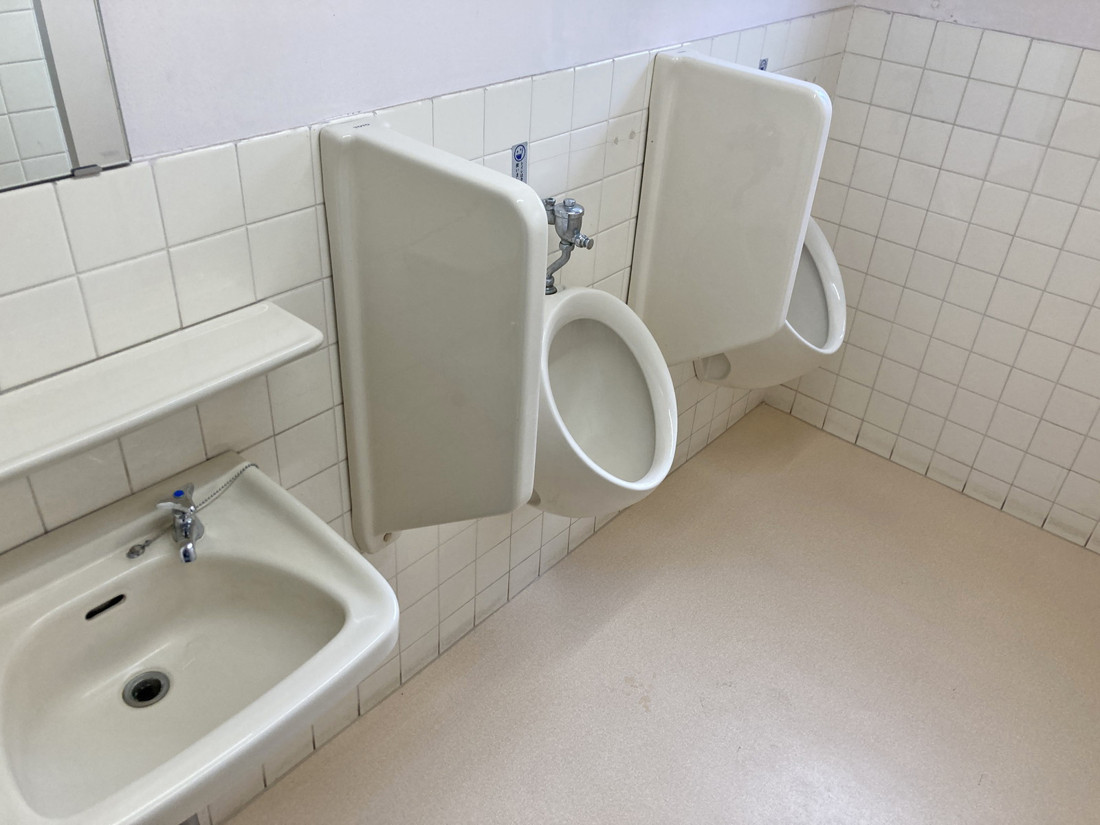 男性用トイレ