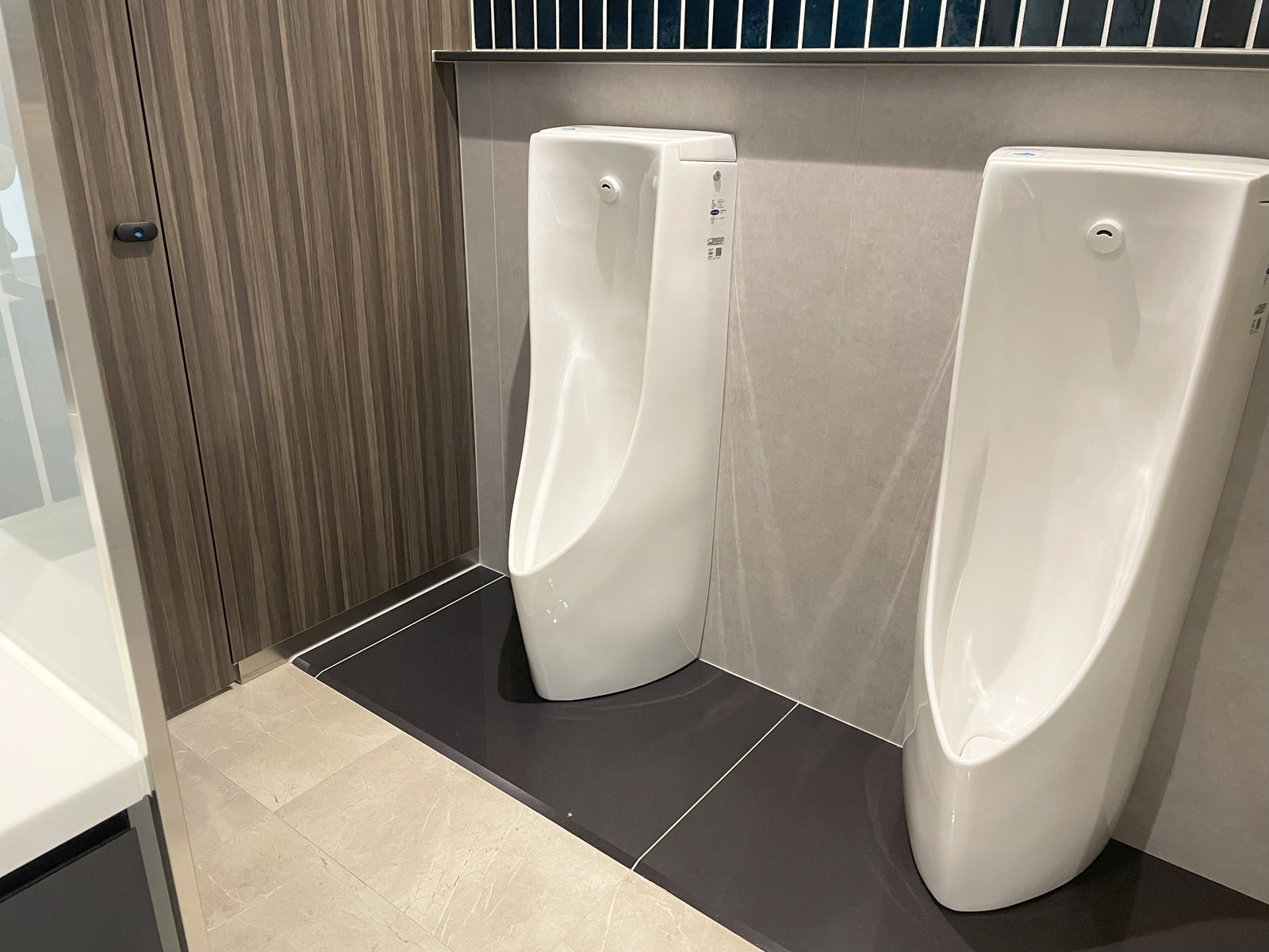 男性用トイレ