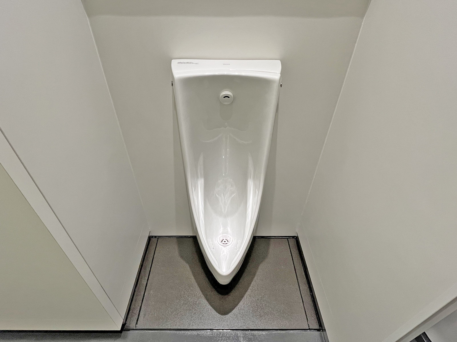 男性用トイレ