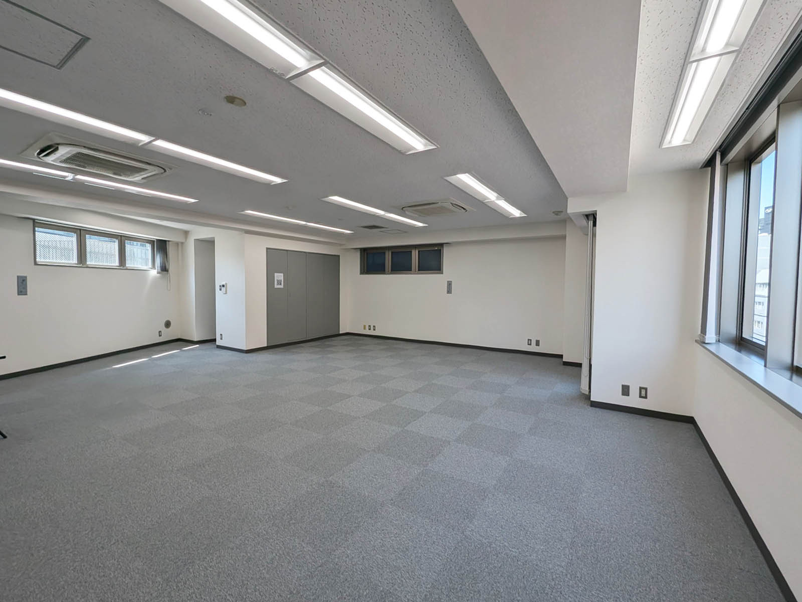 オフィス室内参考画像(6階・約20坪)