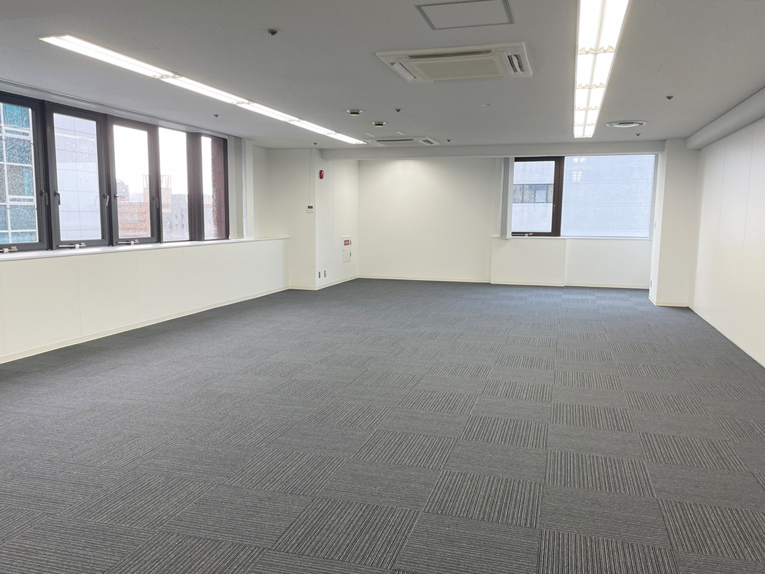 オフィス室内参考画像（11階・約29坪）