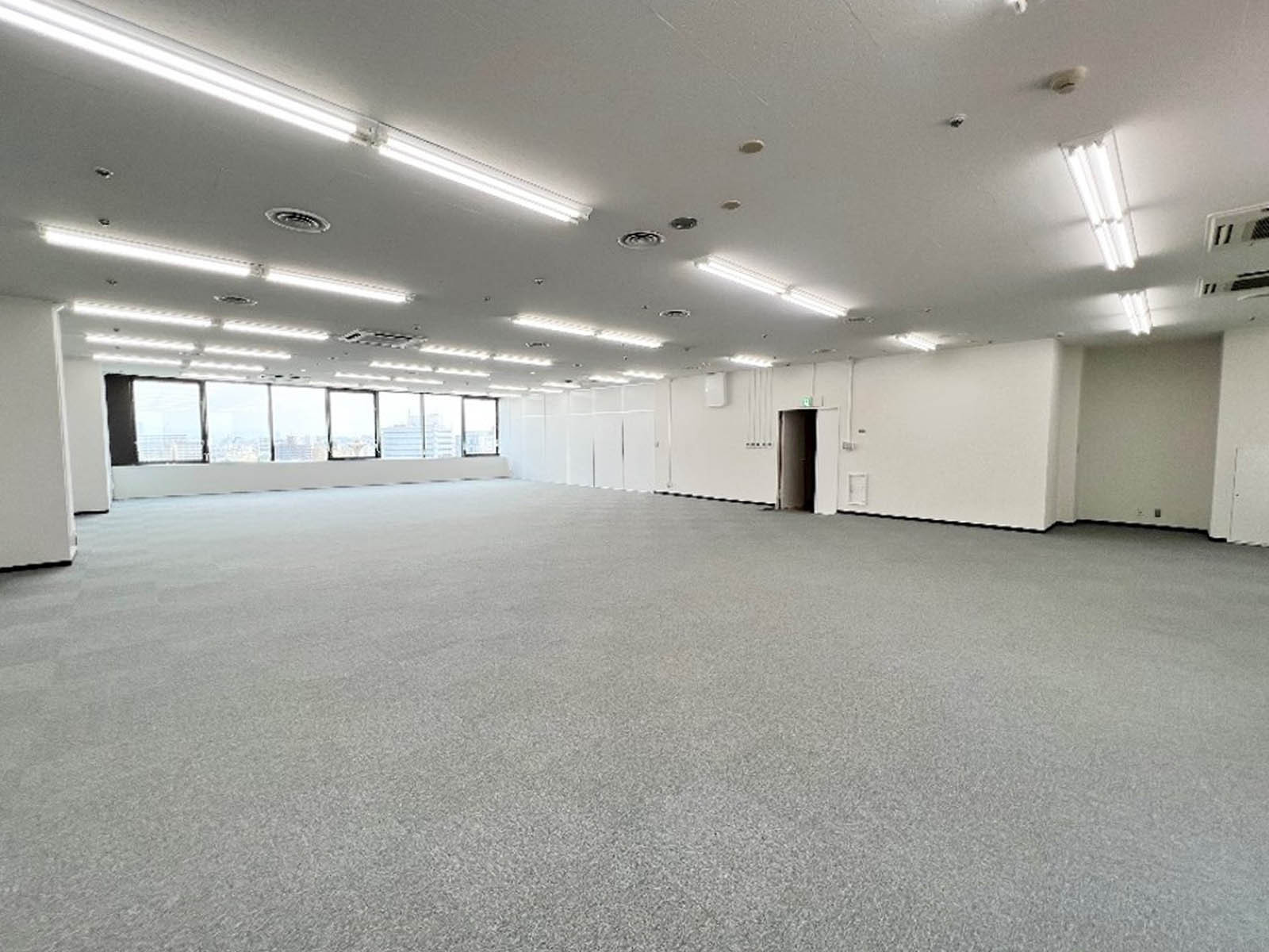 別フロアの室内参考画像(11階・約63坪)