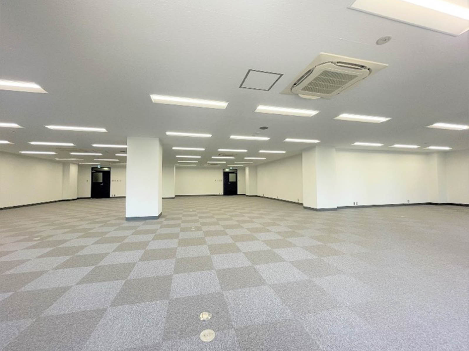 オフィス室内参考画像(4階・約84坪)