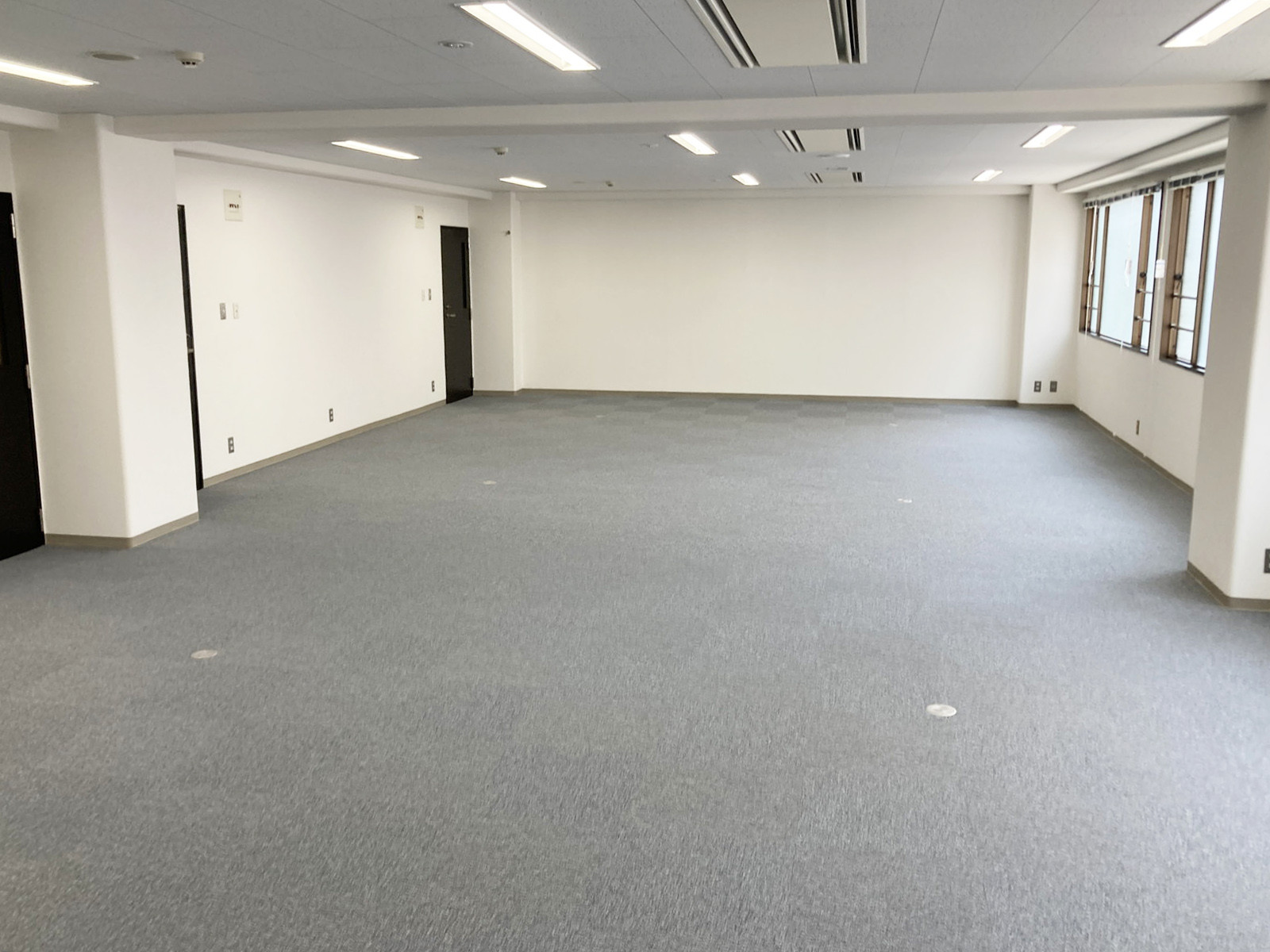 オフィス室内参考画像(7階・約29坪)