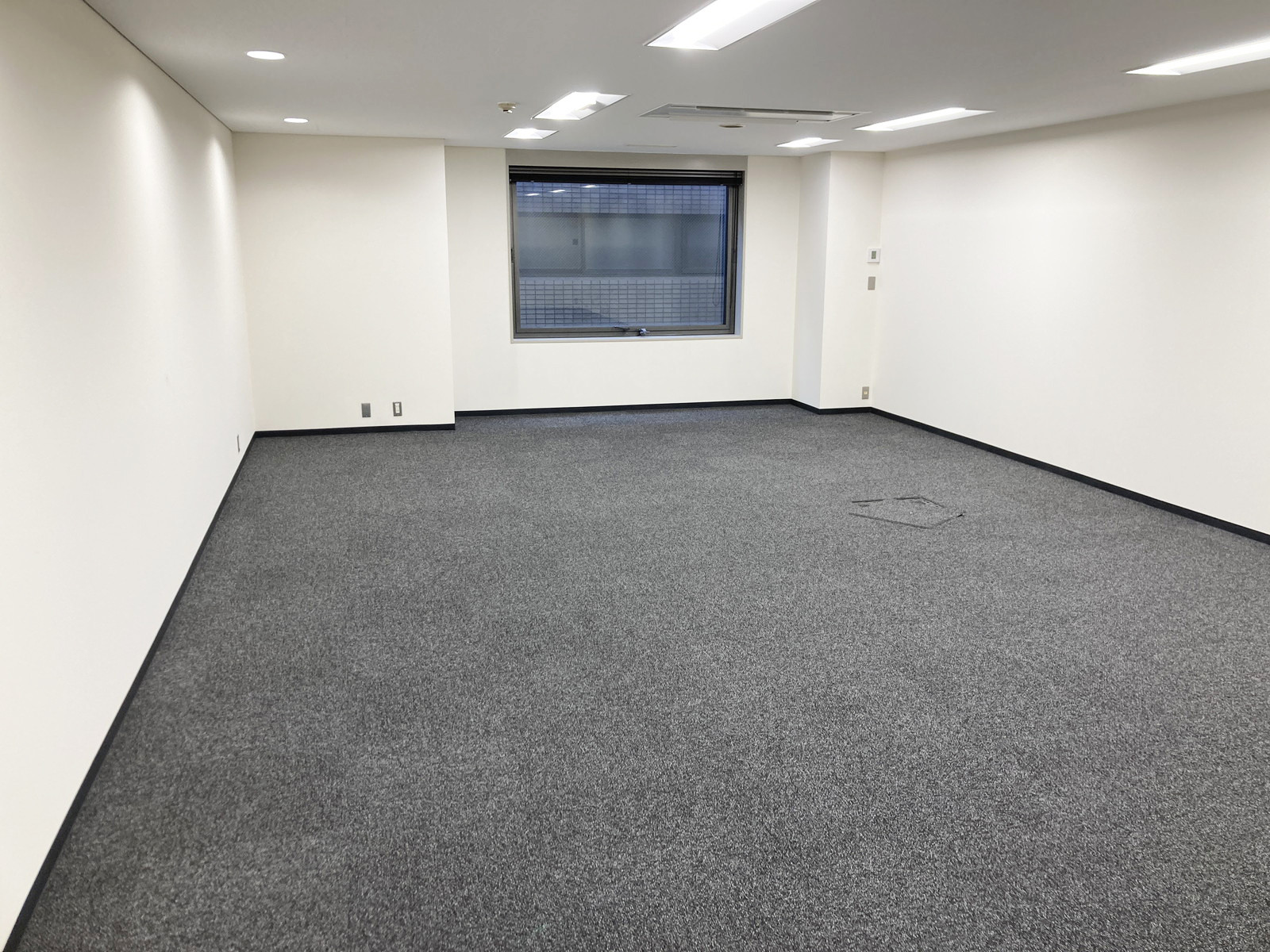 オフィス室内参考画像(6階・20坪)