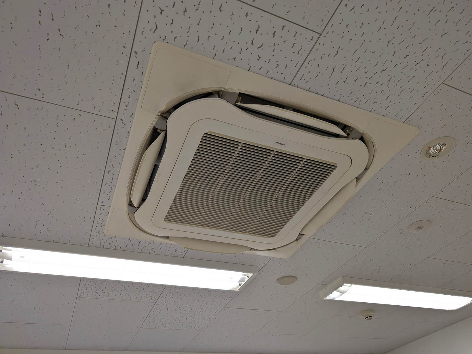 空調