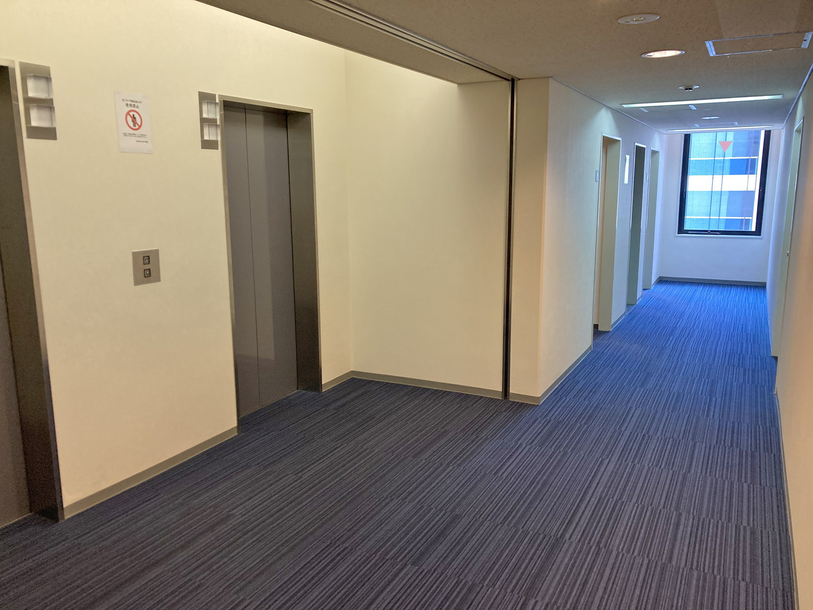 エレベーターホール