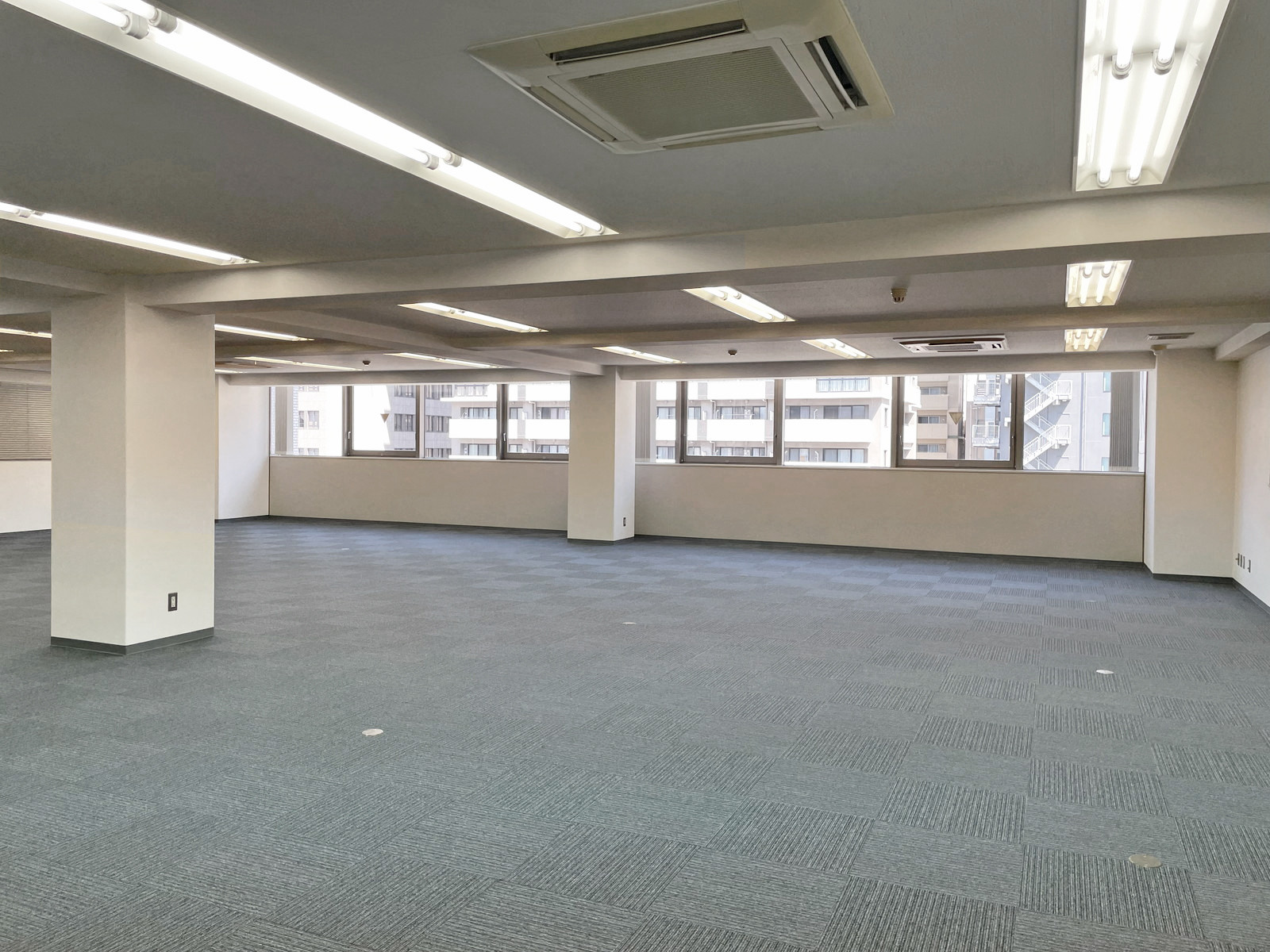 オフィス室内参考画像(701・約60坪)