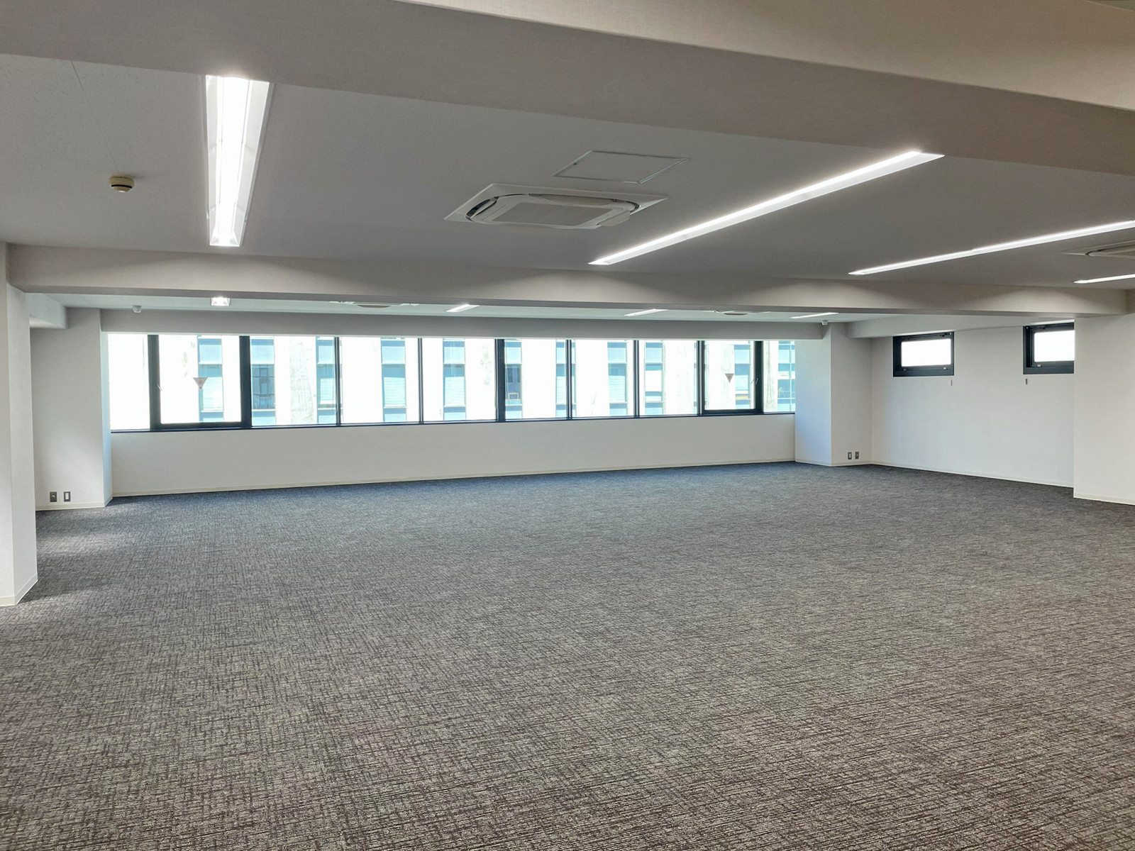 オフィス室内参考画像（7階・約51坪）