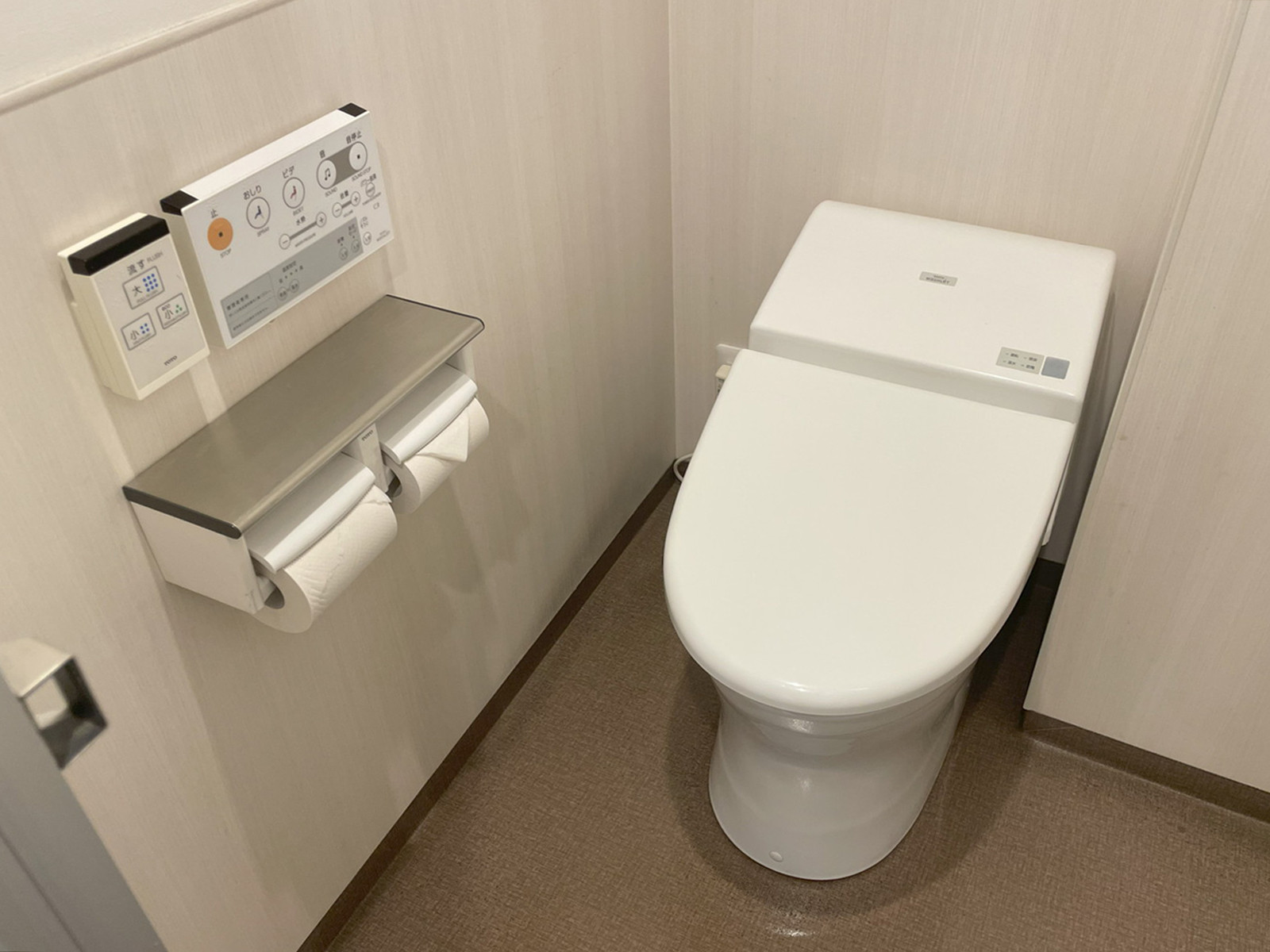 個室トイレ