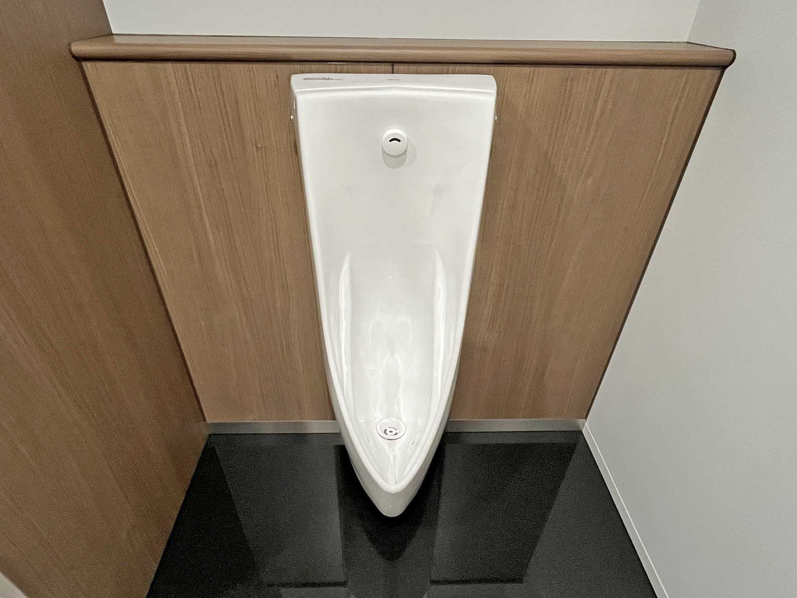 男性用トイレ