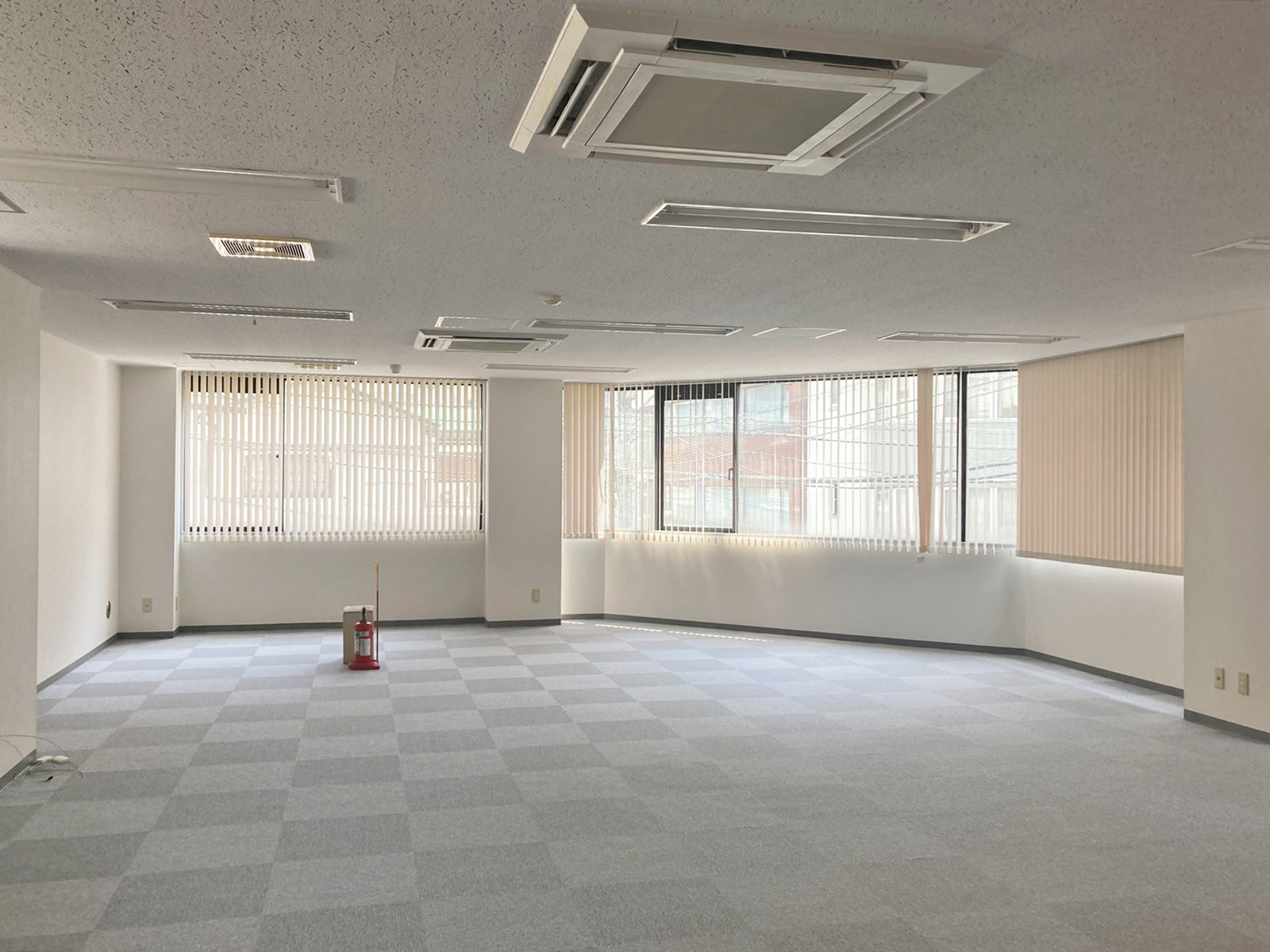 オフィス室内参考画像（2階・約26坪）