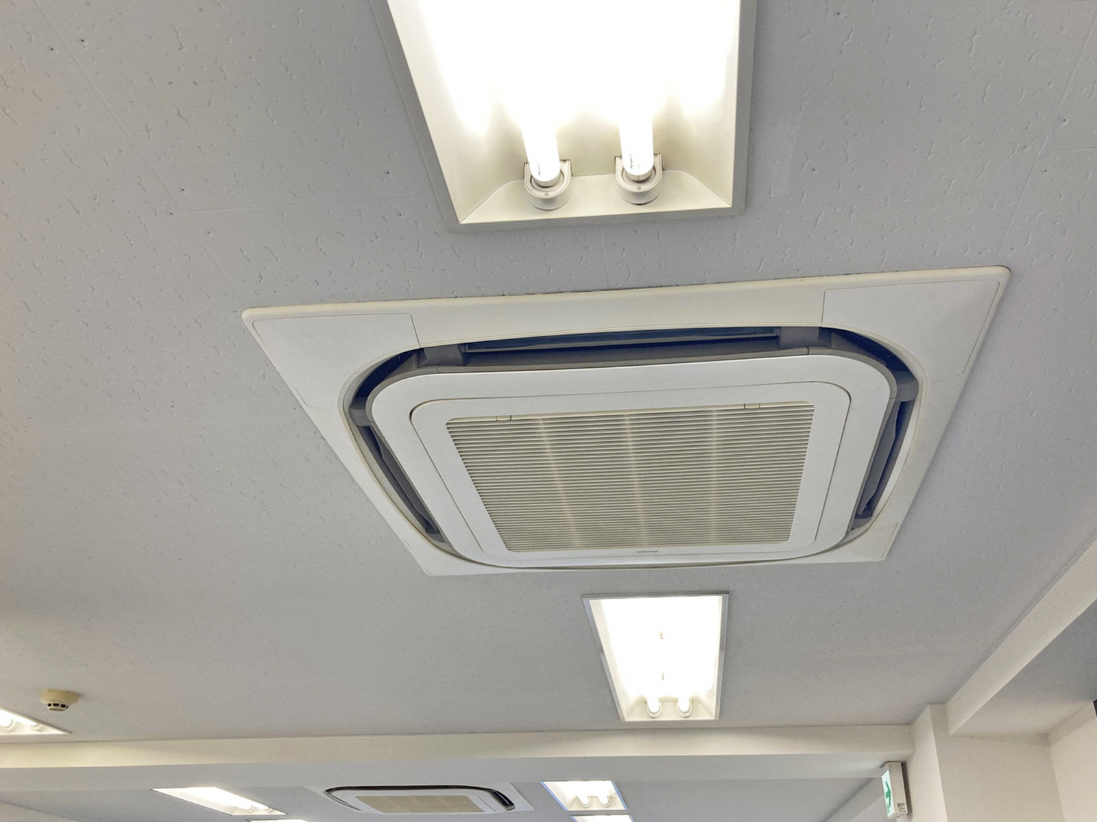 空調