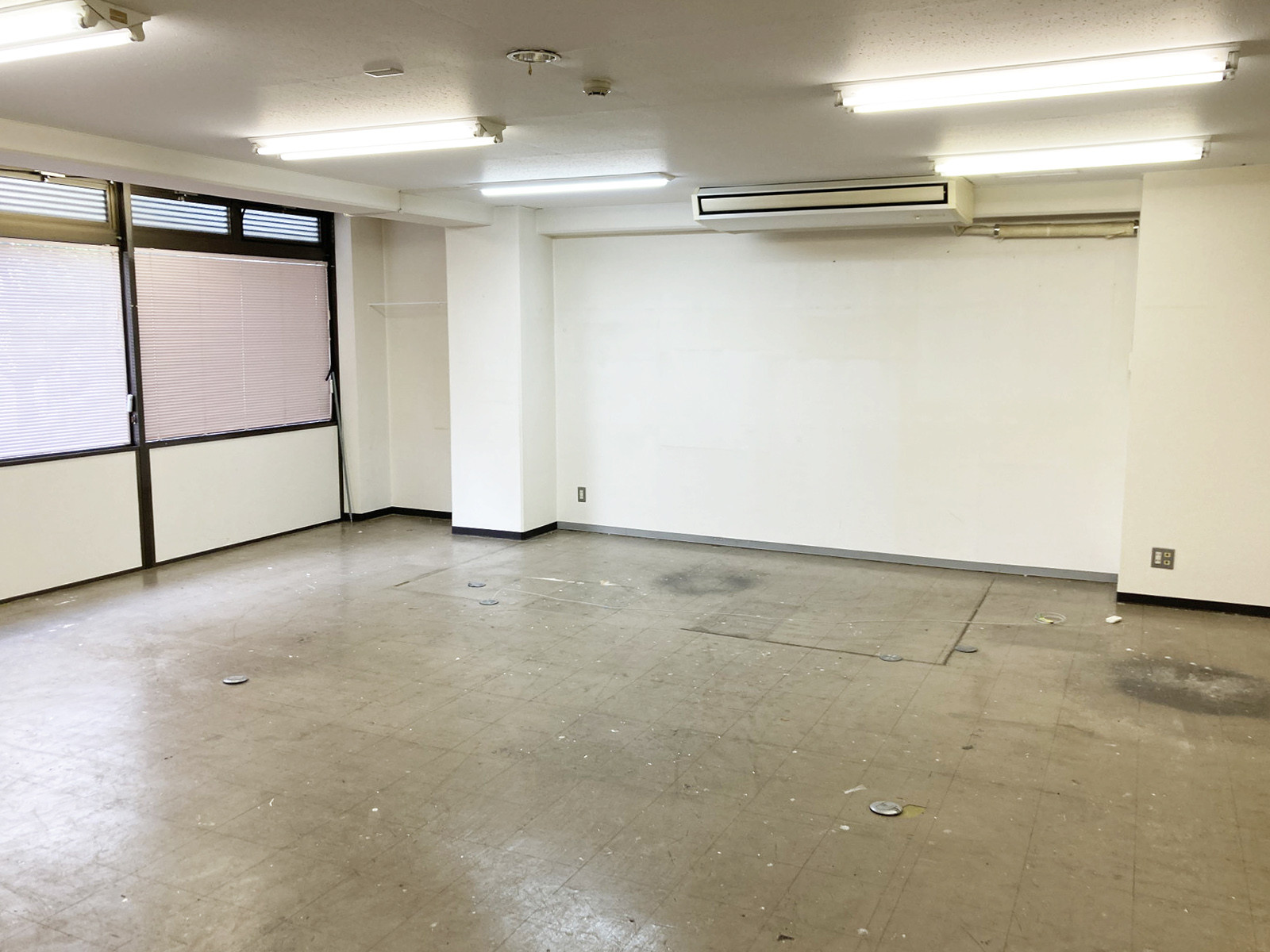 別角度の様子