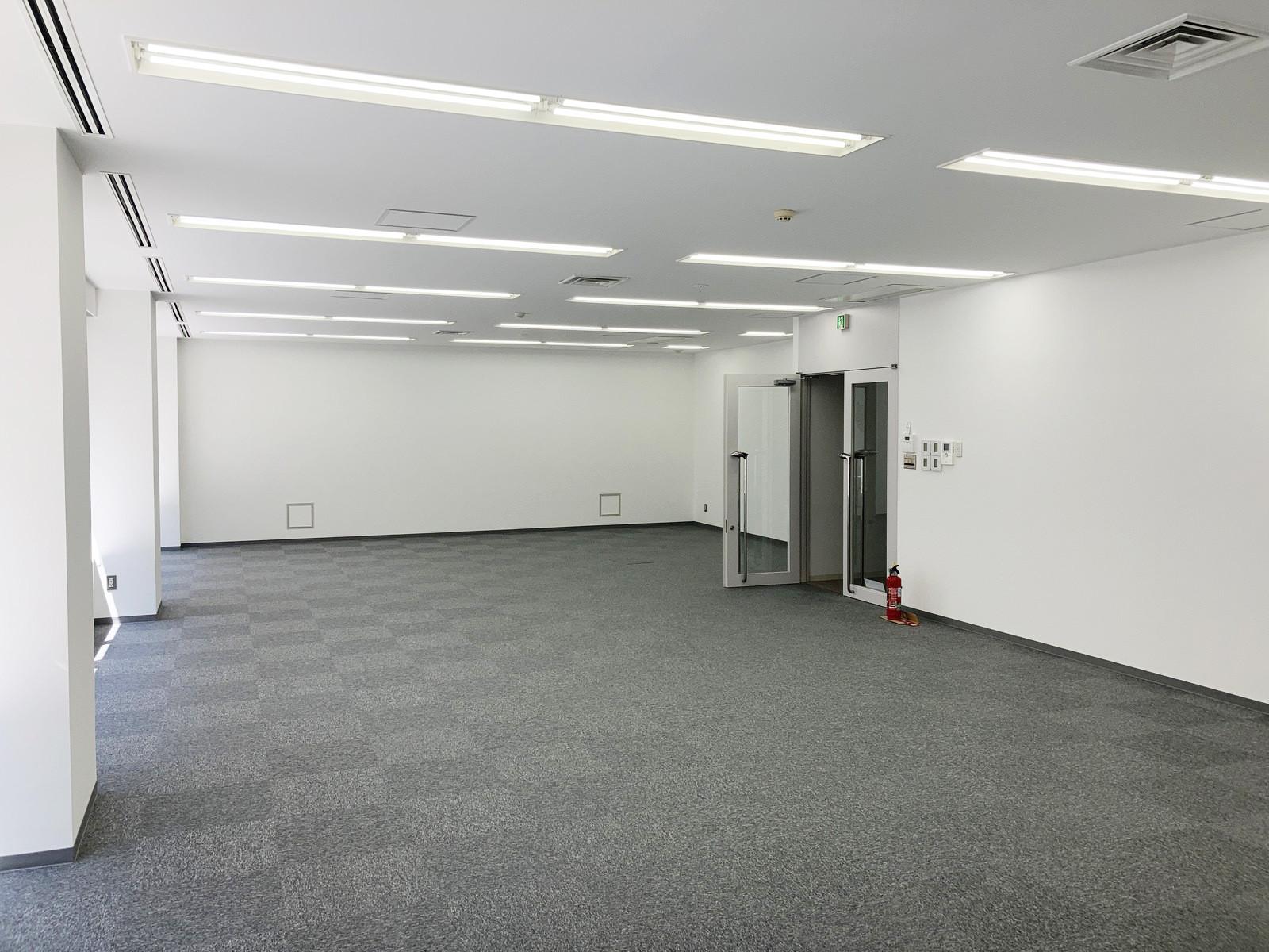 オフィス室内参考画像(地下1階・約34坪)