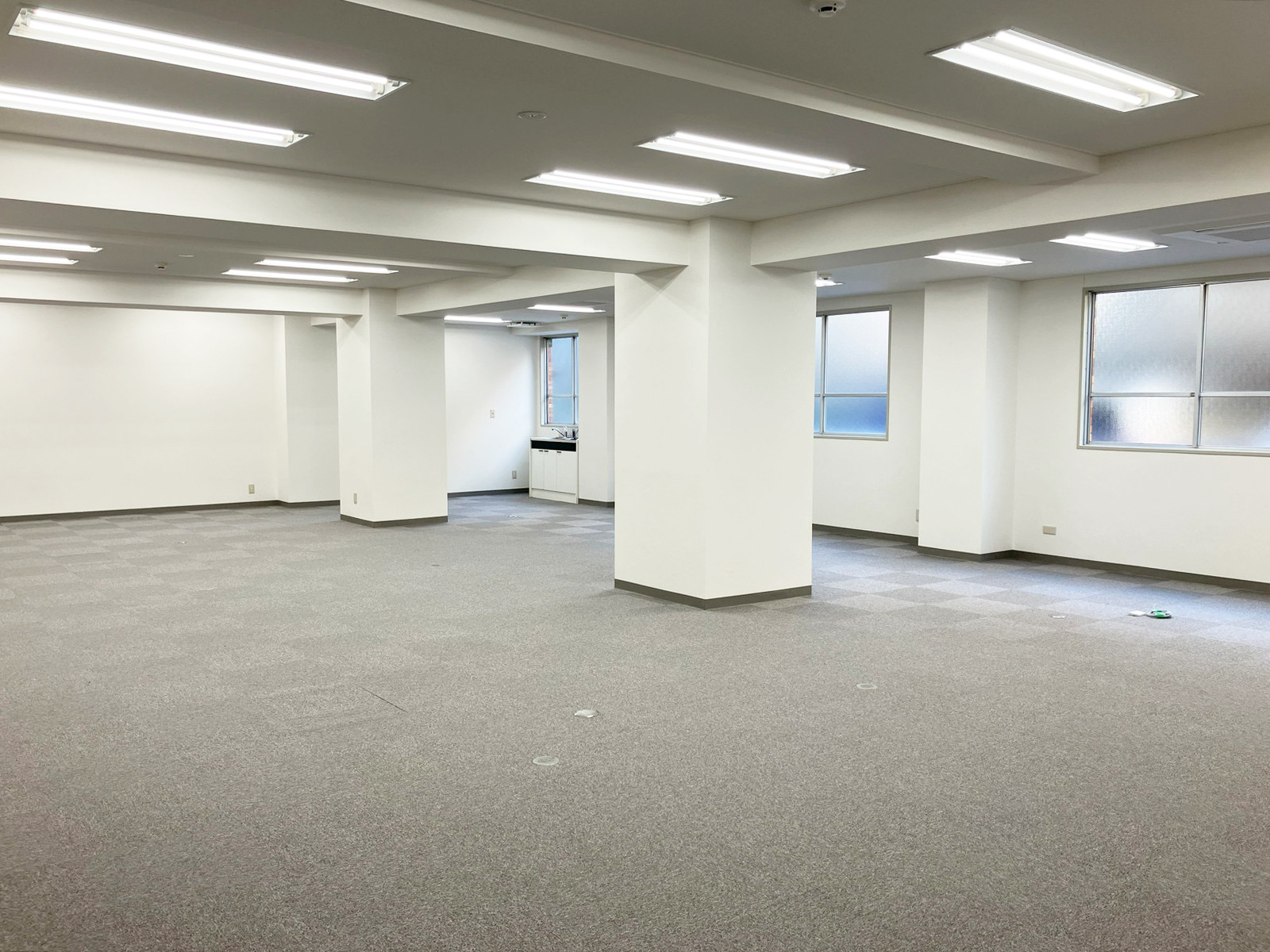 オフィス室内参考画像（102・約38坪）