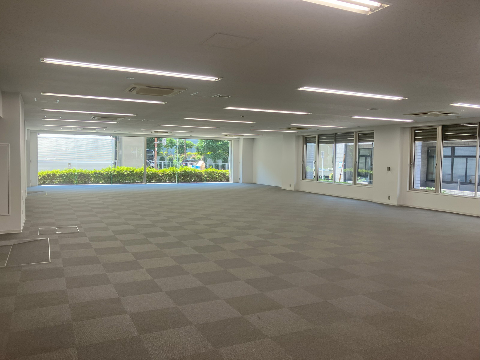 オフィス室内参考画像(1階・約94坪)