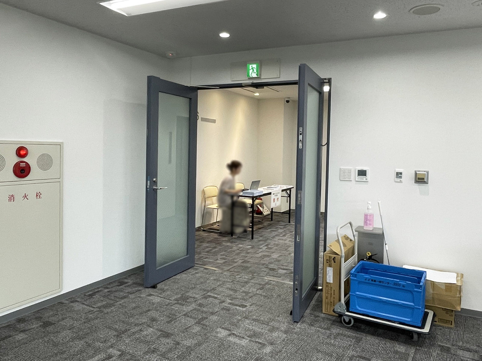 貸室出入口