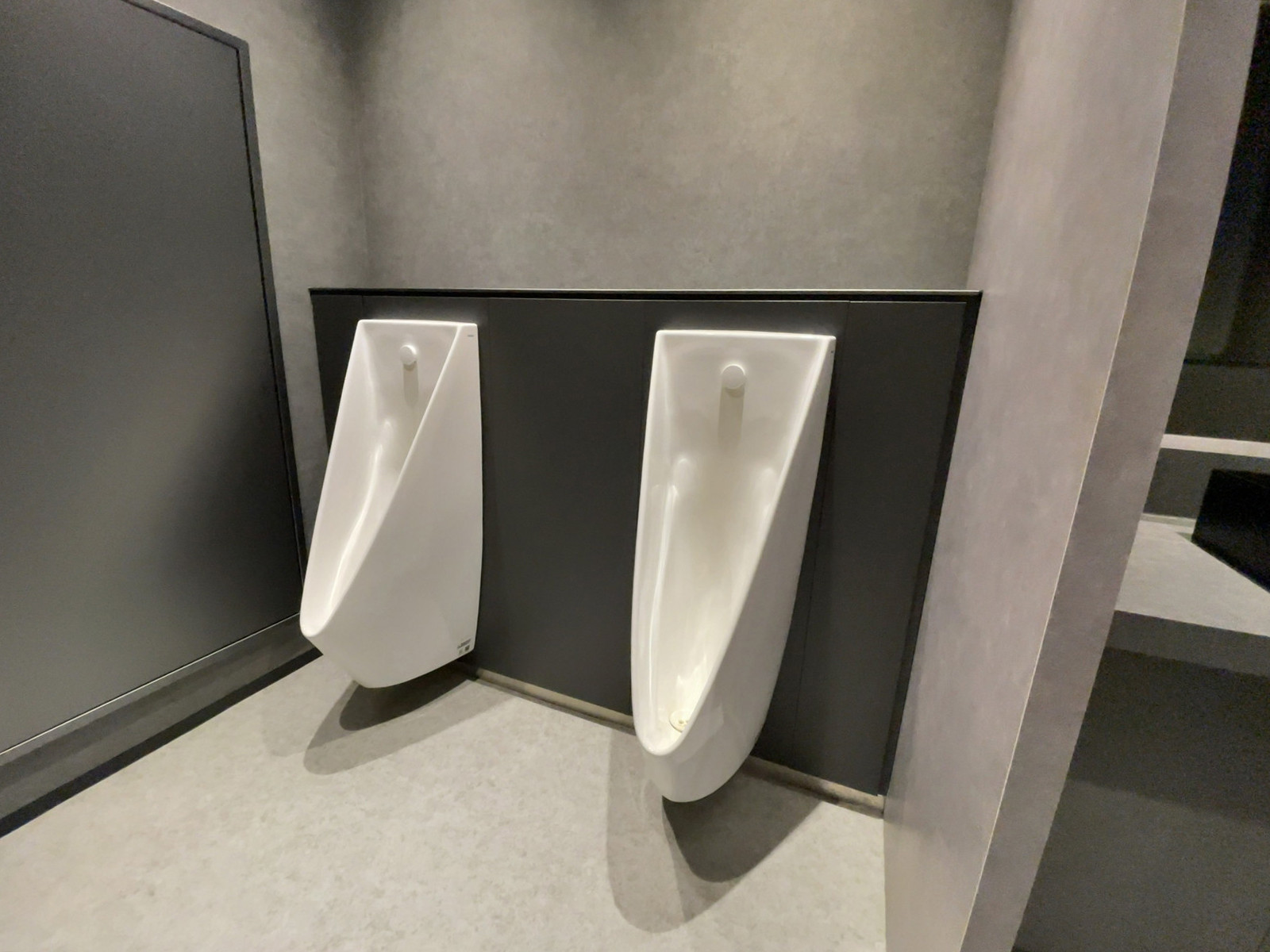 男性用トイレ