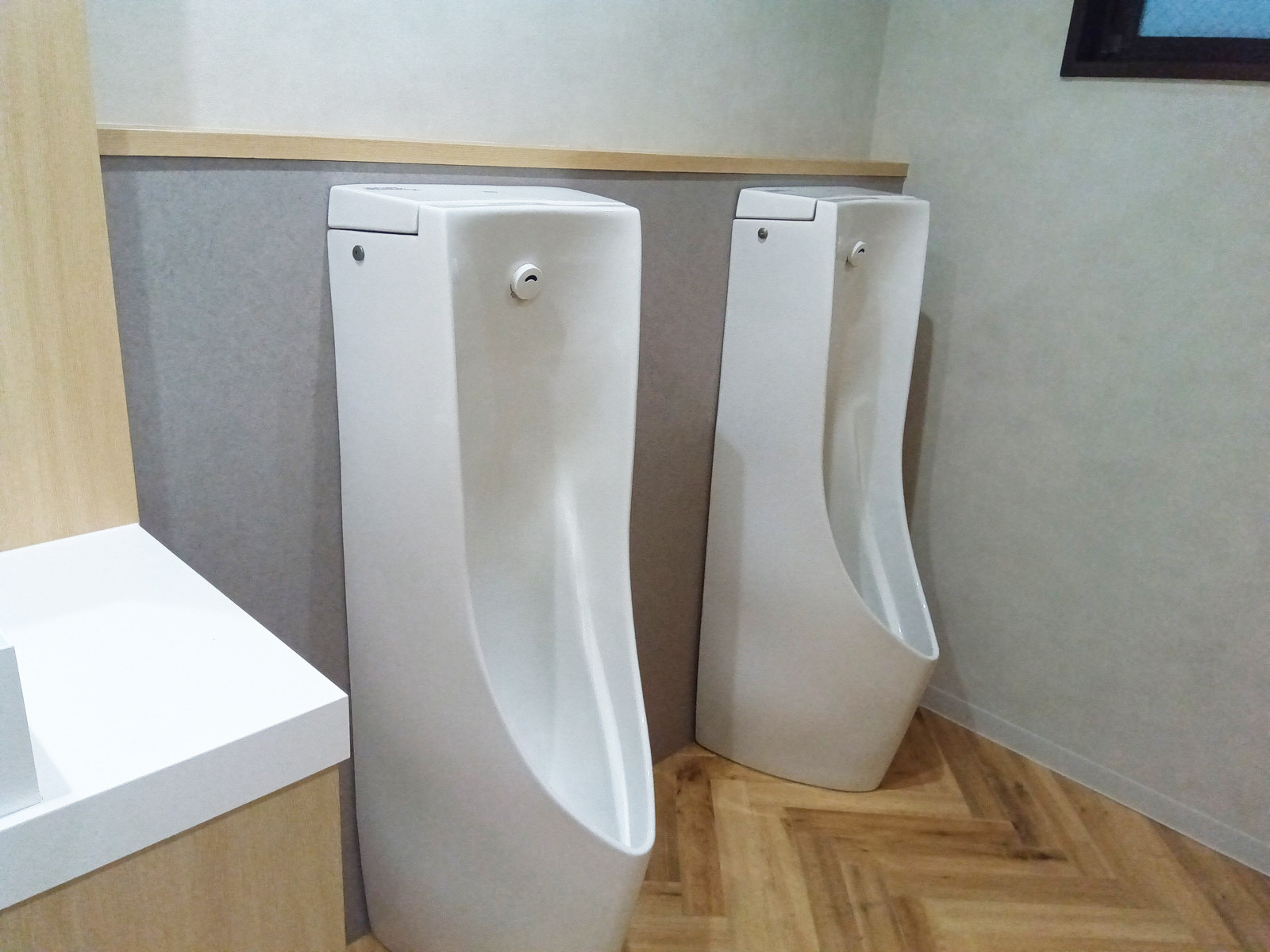 男性用トイレ