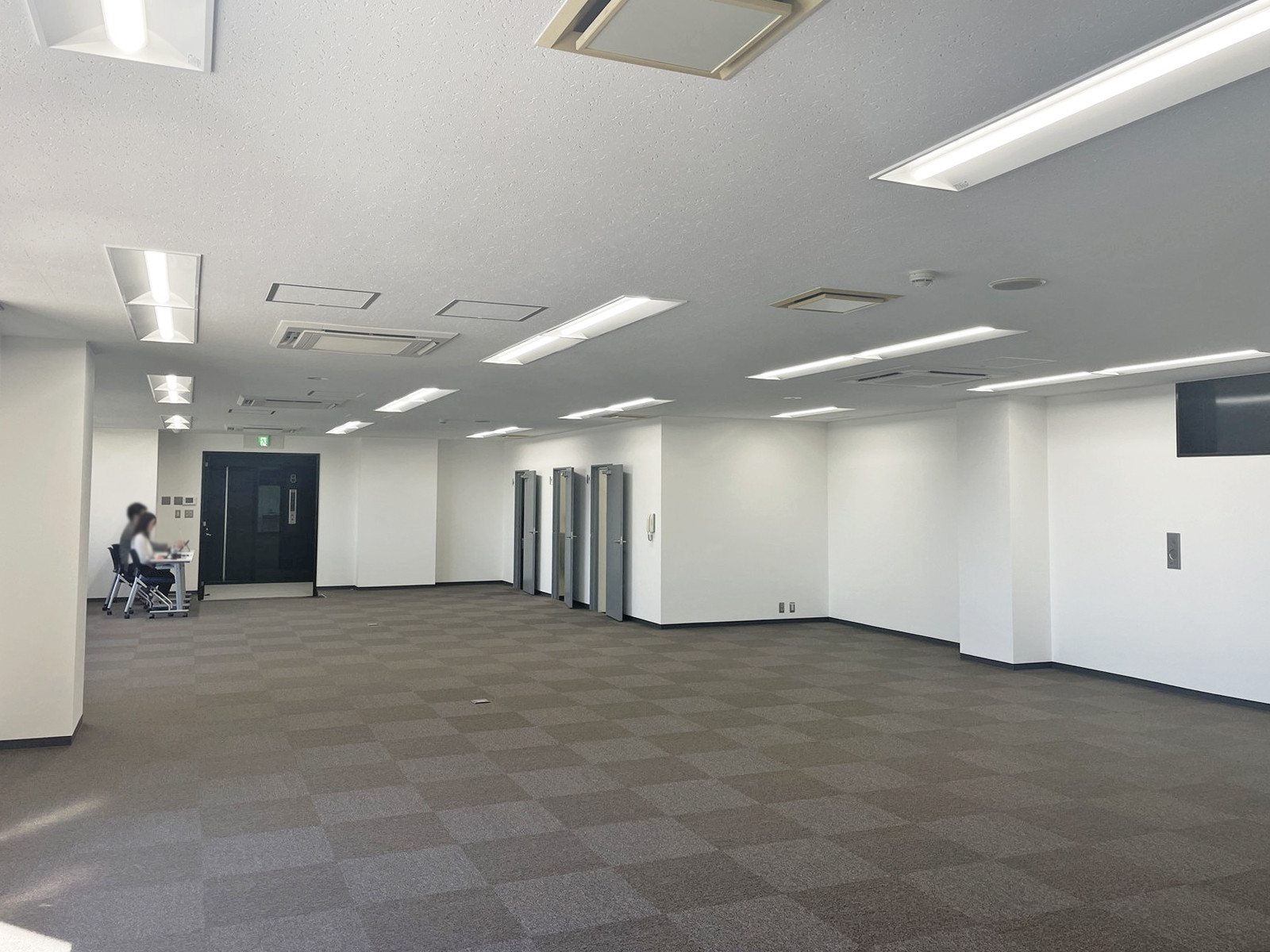 別角度の様子