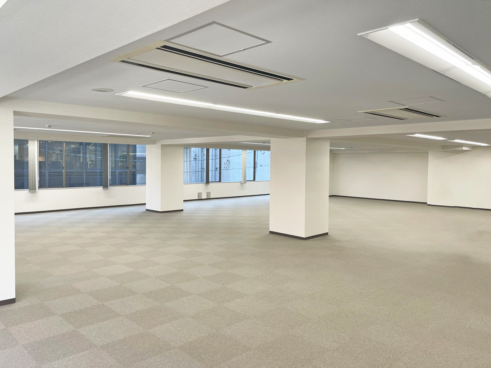 オフィス室内参考画像（2階・約96坪）