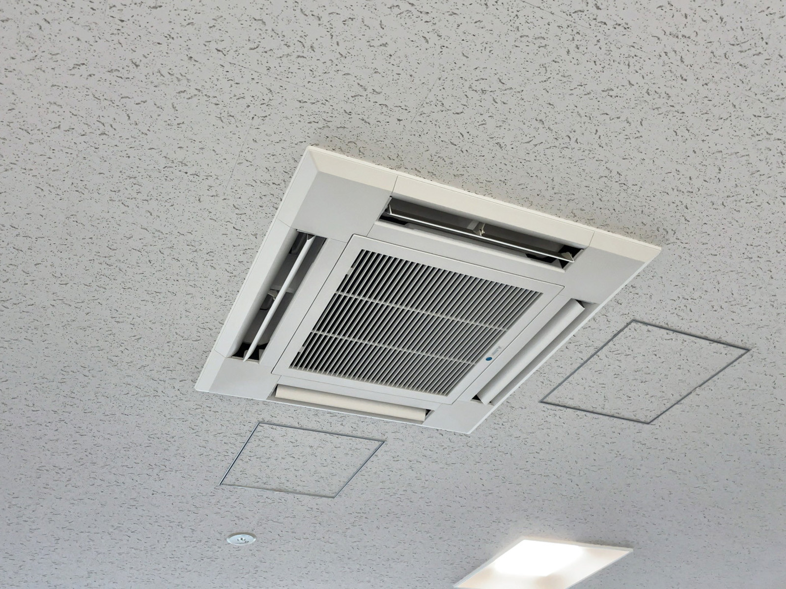 空調