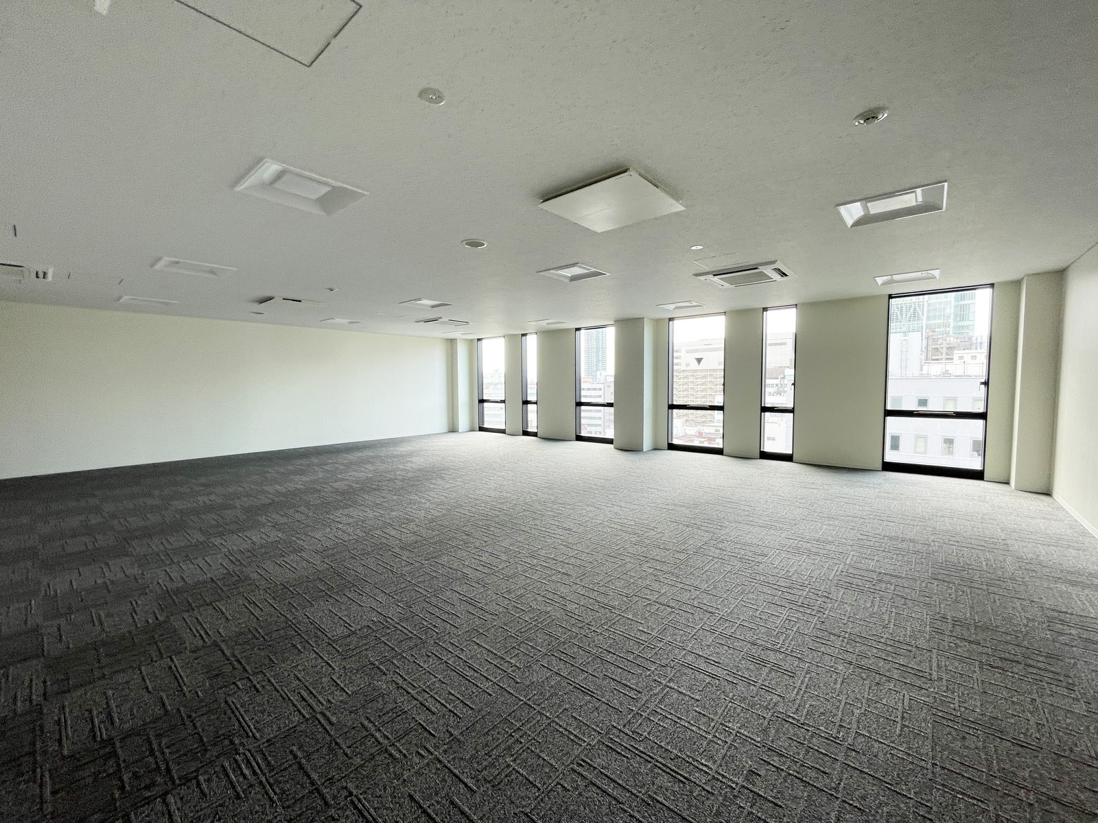 オフィス室内参考画像(8階・約36坪)