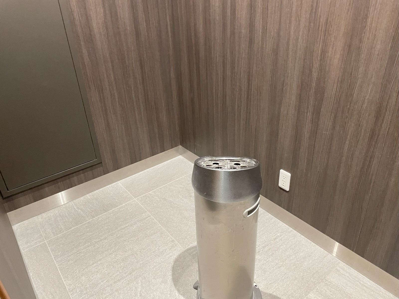 喫煙スペース