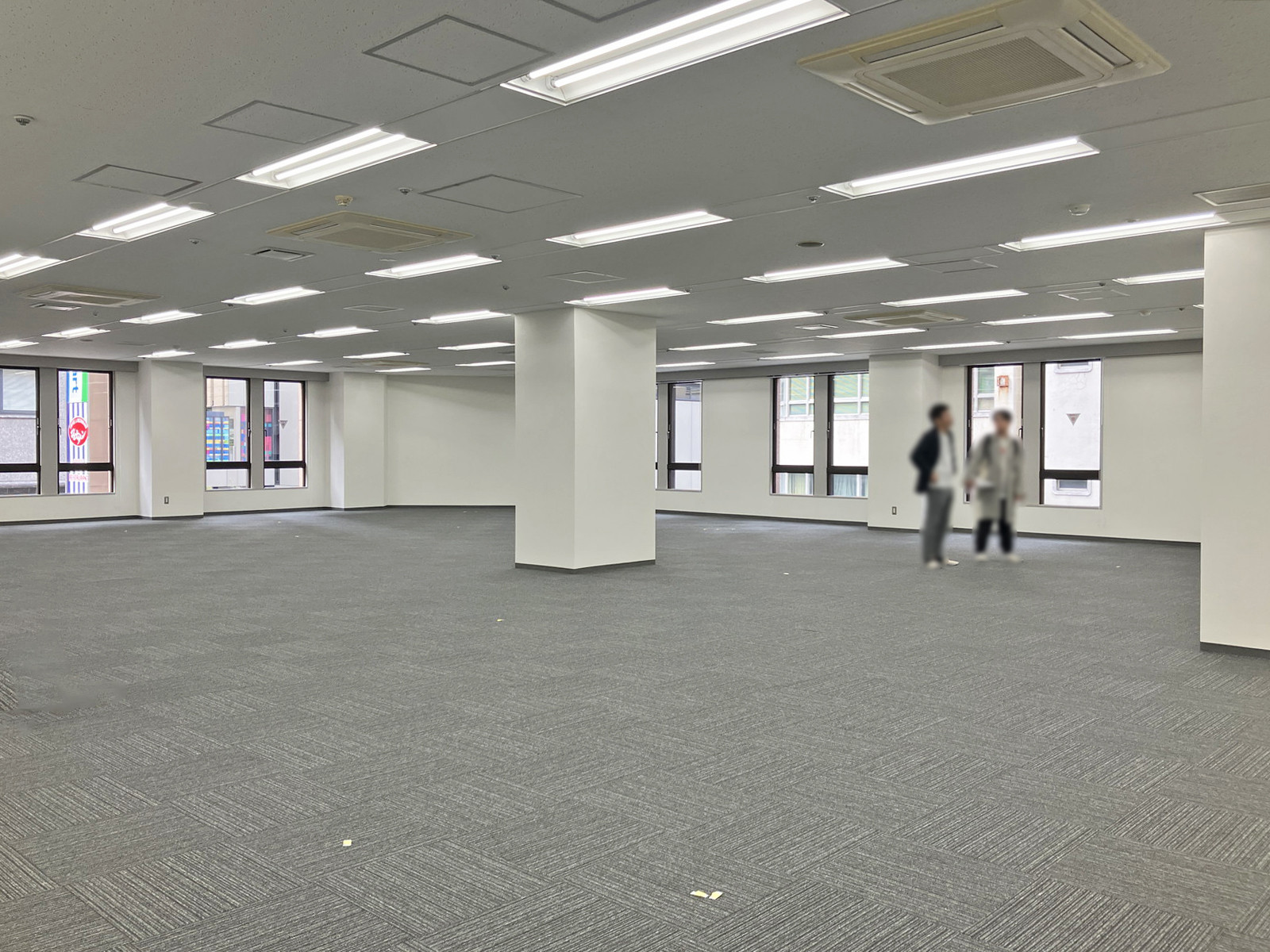 別角度の様子