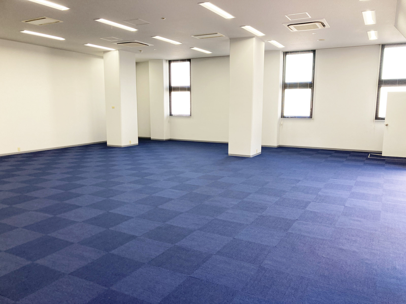 別角度の様子